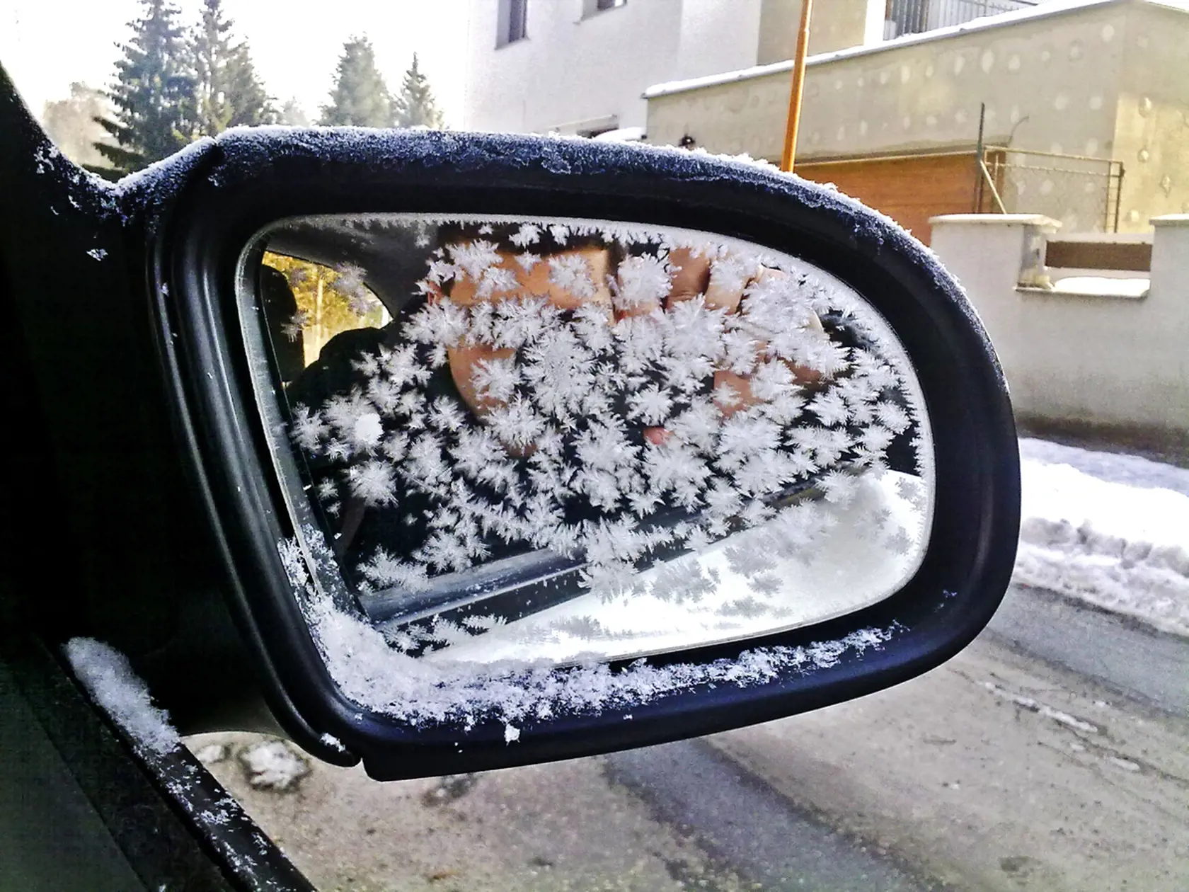 Už o chvíľu nás to čaká. Leto nám dalo zbohom a za dverami je mráz a sneh.