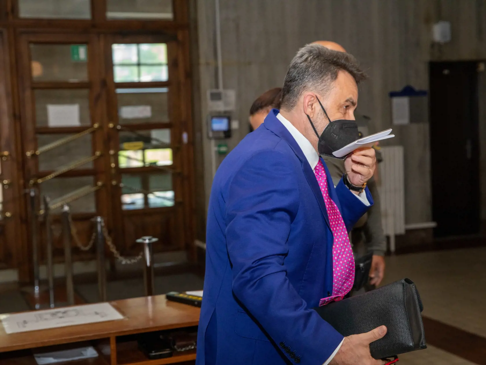 Na snímke je Jaromír Čižnár ktorý vypovedá v Trnkovej kauze Gorila.