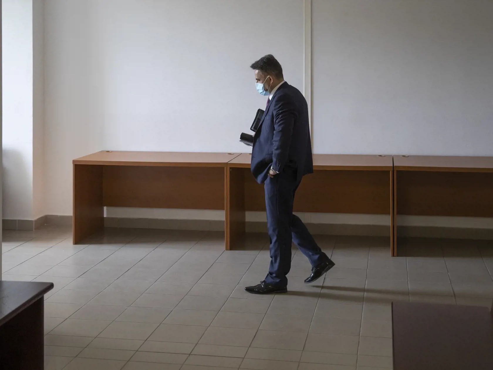 Súdne pojednávanie s bývalým špeciálnym prokurátorom Dušanom Kováčikom a Špecializovanom trestnom súde v Pezinku. Na snímke je bývalý generálny prokurátor Jaromír Čižnár, ktorý bol predvolaný ako svedok.