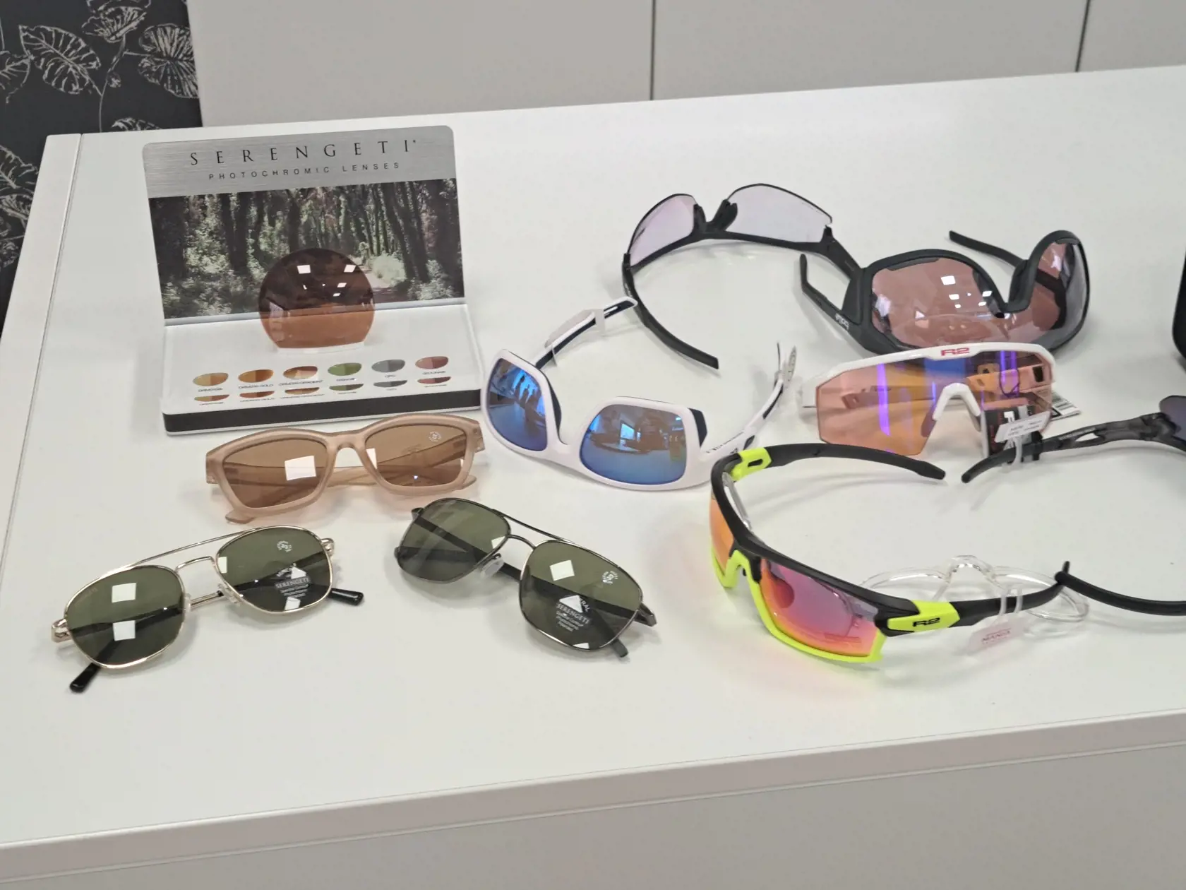 Optometristka odporúča aj zamestnancom, ktorí ešte nemajú žiadny problém so zrakom, aby používali okuliare, ktoré filtrujú modré svetlo.
