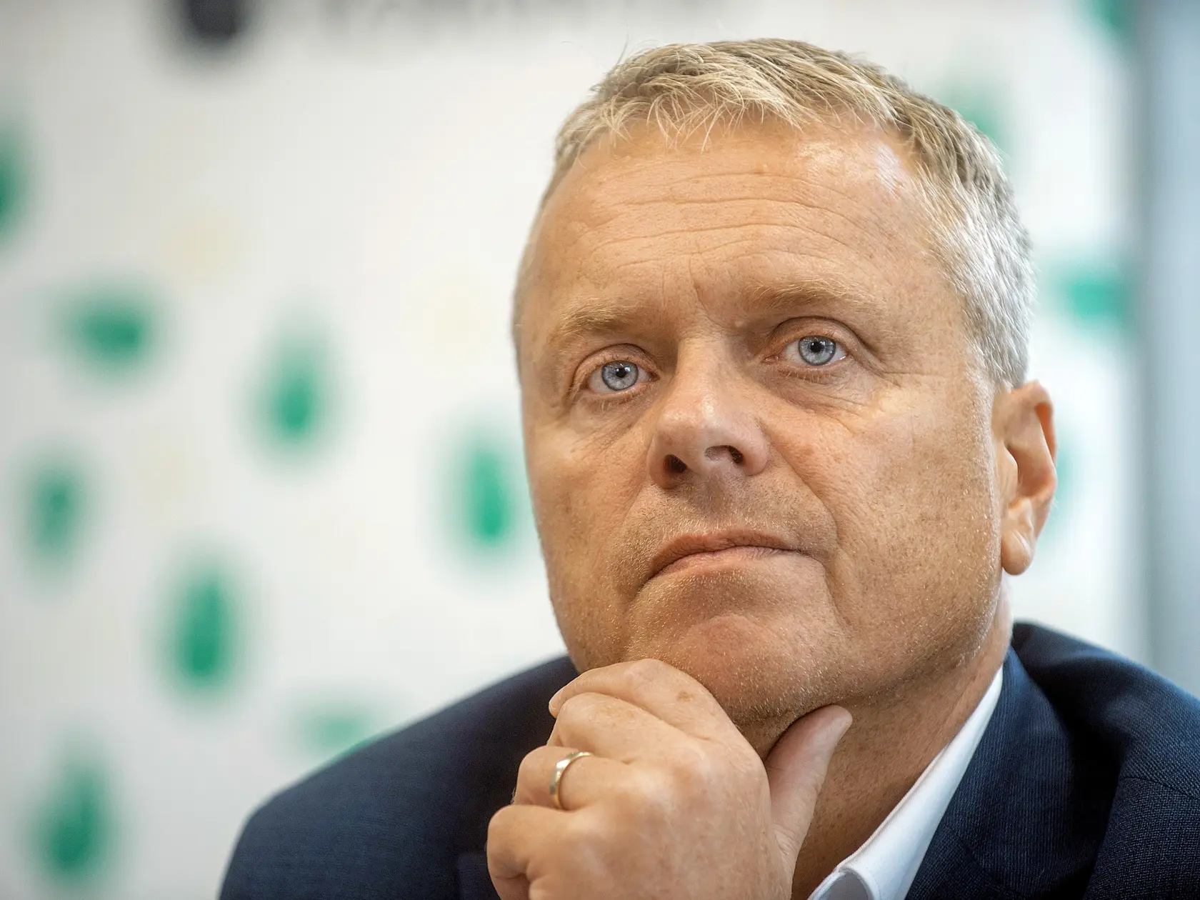 Šéf NKÚ Ľubomír Andrassy prezentoval výsledky kontroly. 
