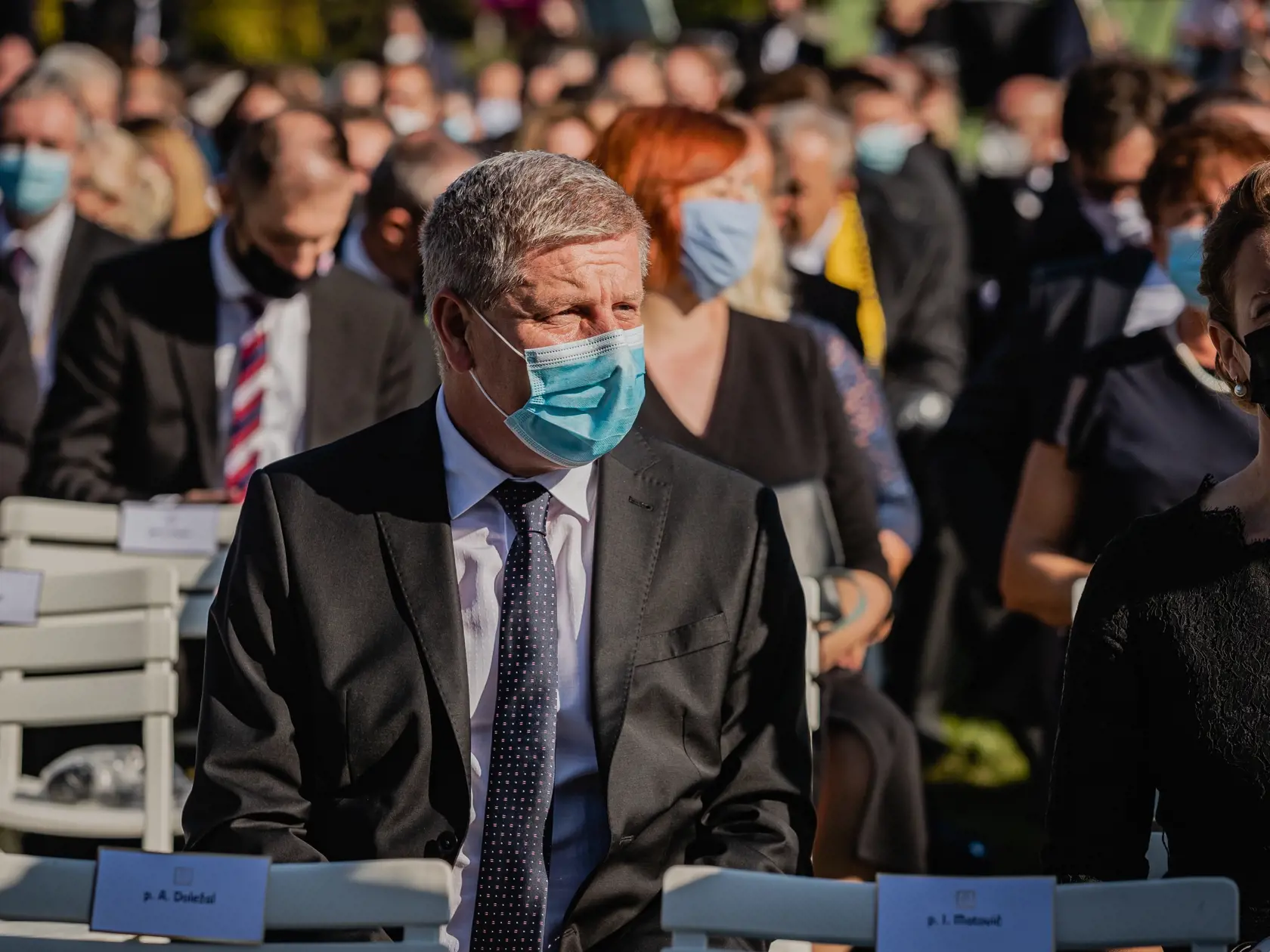 Pápež František sa v pondelok 13.9. 2021 zúčastnil oficiálneho prijatia u Prezidentky Slovenskej republiky Zuzany Čapautovej a následného stretnutia s osobnosťami politického, spoločonského aj kultúrnehon života v záhrade Prezidentského paláca. Na snímke minister zdravotníctva Vladimír Lengvarský.