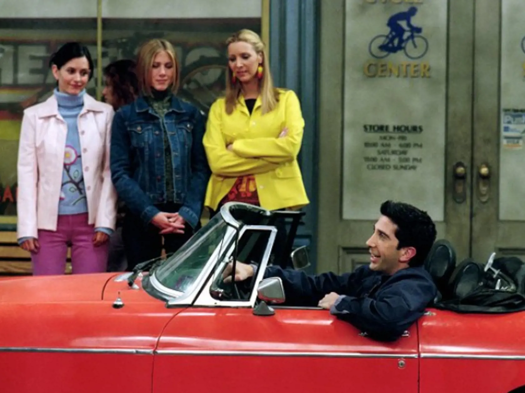 Lisu Kudrow si pamätáme ako pojašenú vegetariánku Phoebe z kultového seriálu Priatelia.
