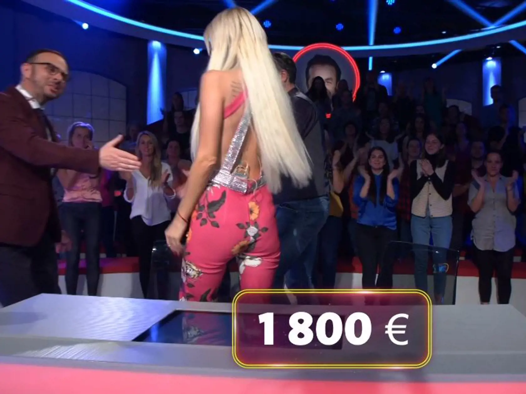 Silvia Kucherenko v šou Dobre vedieť! Takto sexi sa obliekla.
