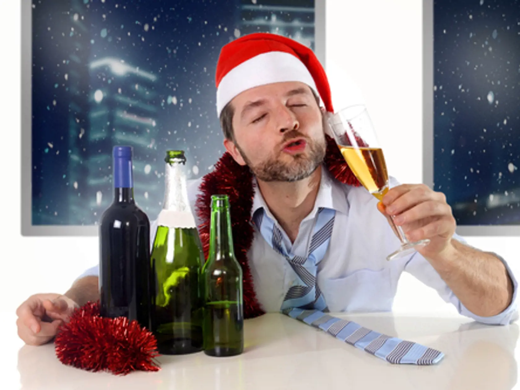 Ak neviete piť alkohol, na Nový rok vás môže poriadne potrápiť opica.