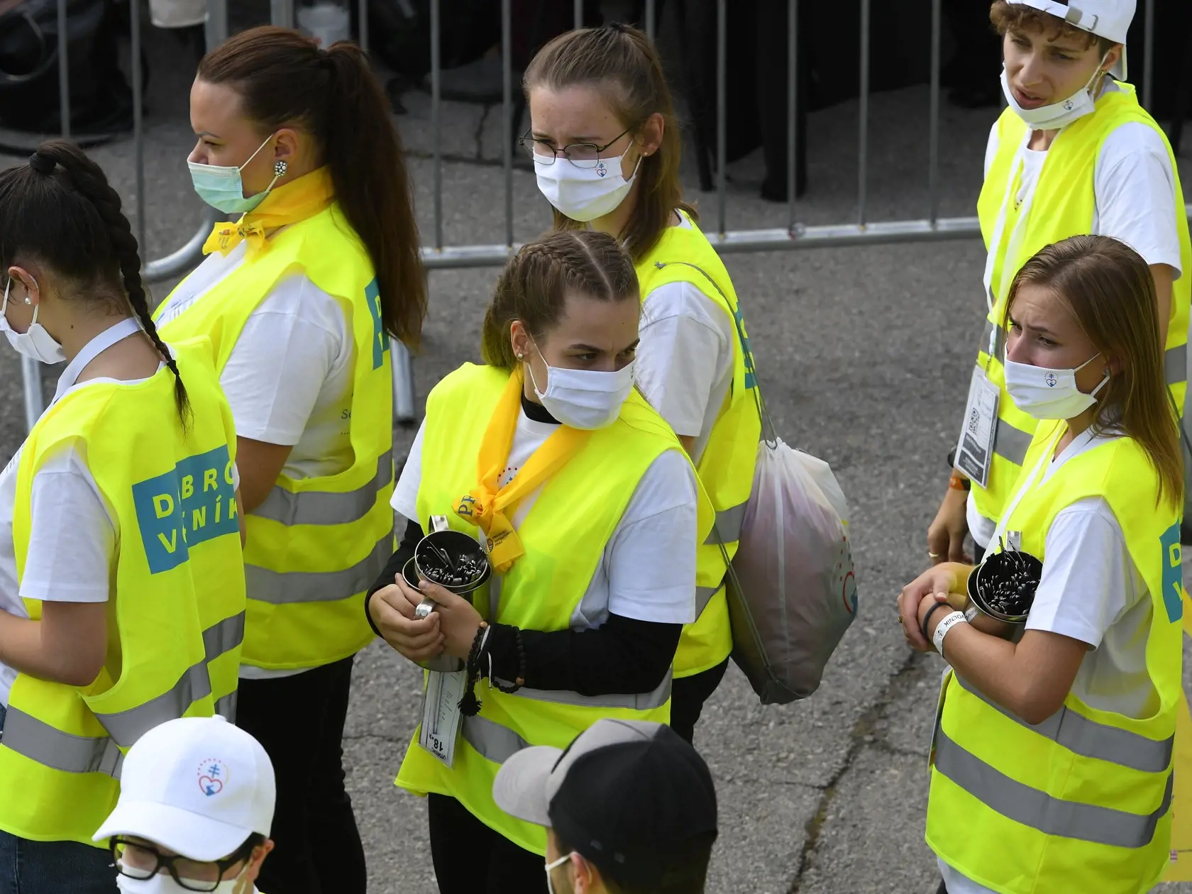V nedeľu 12. septembra 2021 pricestoval na oficiálnu návštevu Slovenska pápež František. Počas návštevy, ktorá potrvá do 15. septembra Svätý Otec zavíta do Bratislavy, Košíc, Prešova a Šaštína. V Prešove bola v utorok na programe Božská liturgia svätého Jána Zlatoústeho, ktorej predsedal Svätý Otec na priestranstve pred mestskou športovou halou - homília Svätého Otca. Návšteva, ktorej mottom je “ S Máriou a Jozefom na ceste za Ježišom” je prvou cestou pápeža Františka na Slovensko.