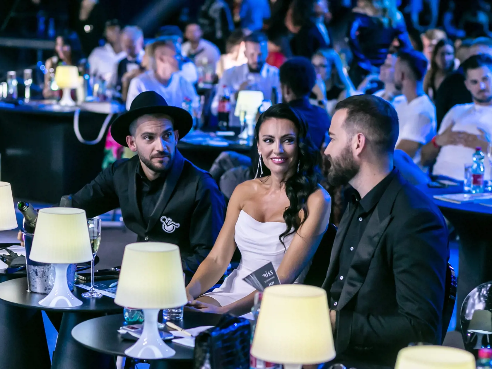 Na snímke je Bekim Aziri, Magdaléna Šebestová a Lukáš Kimlička počas galavečera súťaže krásy Miss Slovensko 2021. 