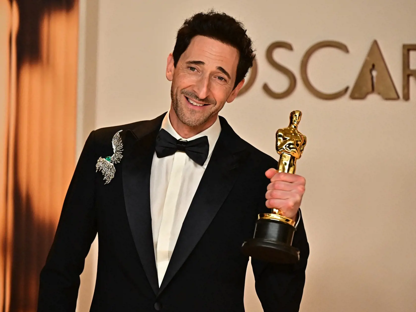 Oscara v kategórii najlepší herec v hlavnej úlohe získal Adrien Brody za snímku Brutalista.