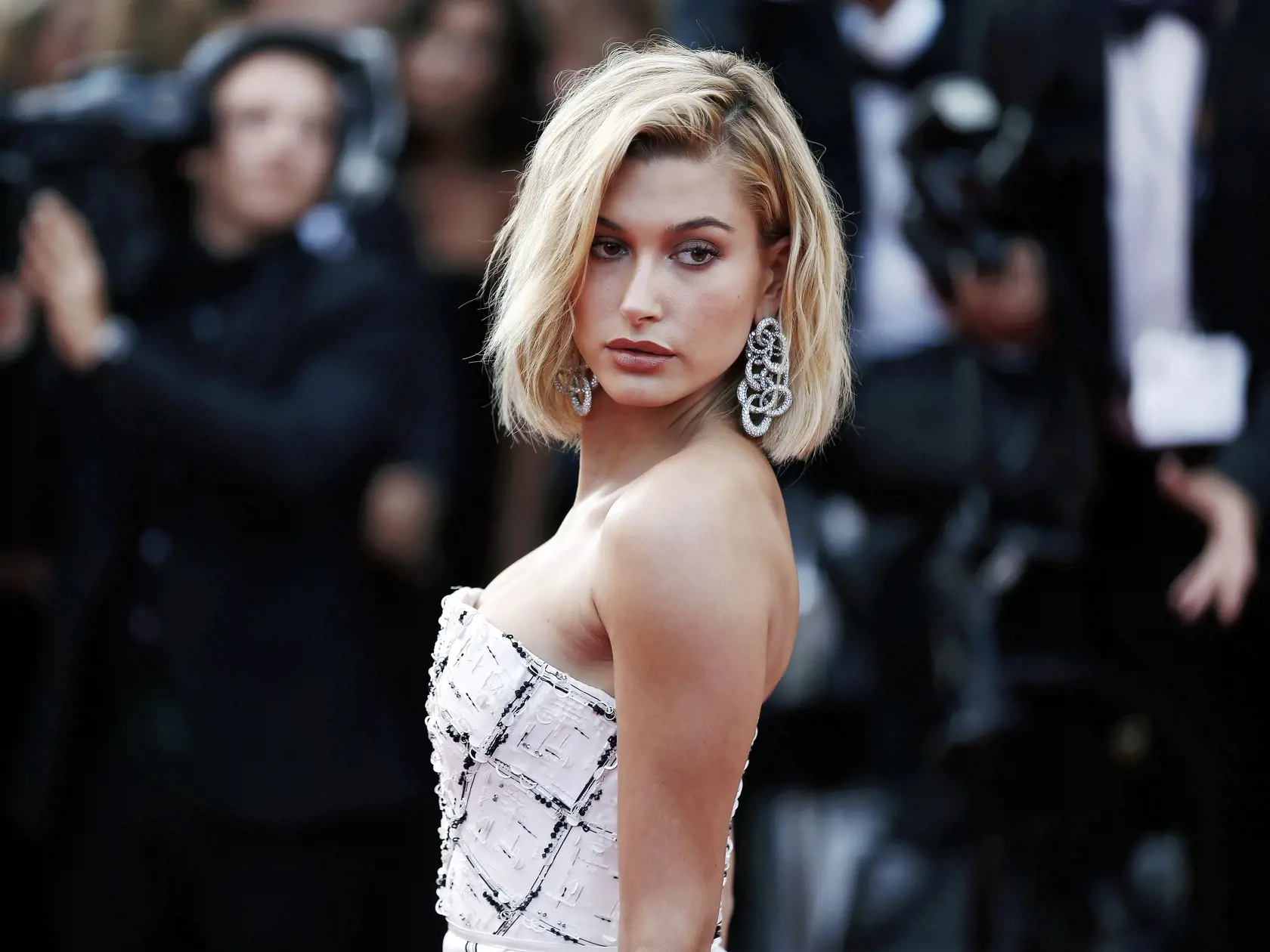 Hailey Bieber