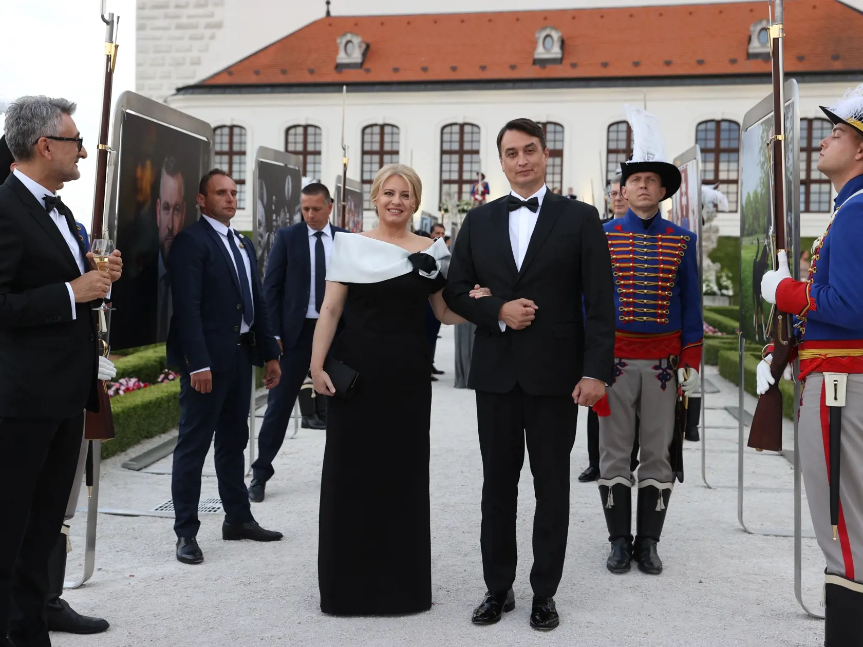 Slávnostná recepcia prezidenta SR Petra Pellegriniho na Bratislavskom hrade. Na snímke je Zuzana Čaputová s priateľom Jurajom Rizmanom.