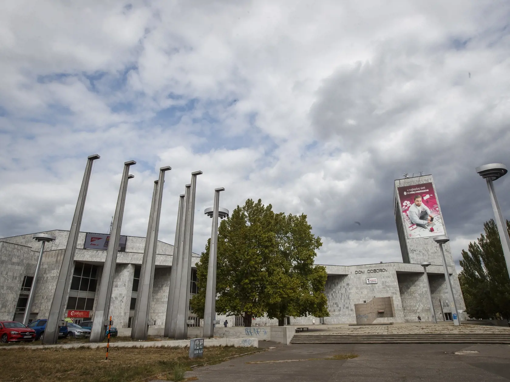 Dom odborov Istropolis