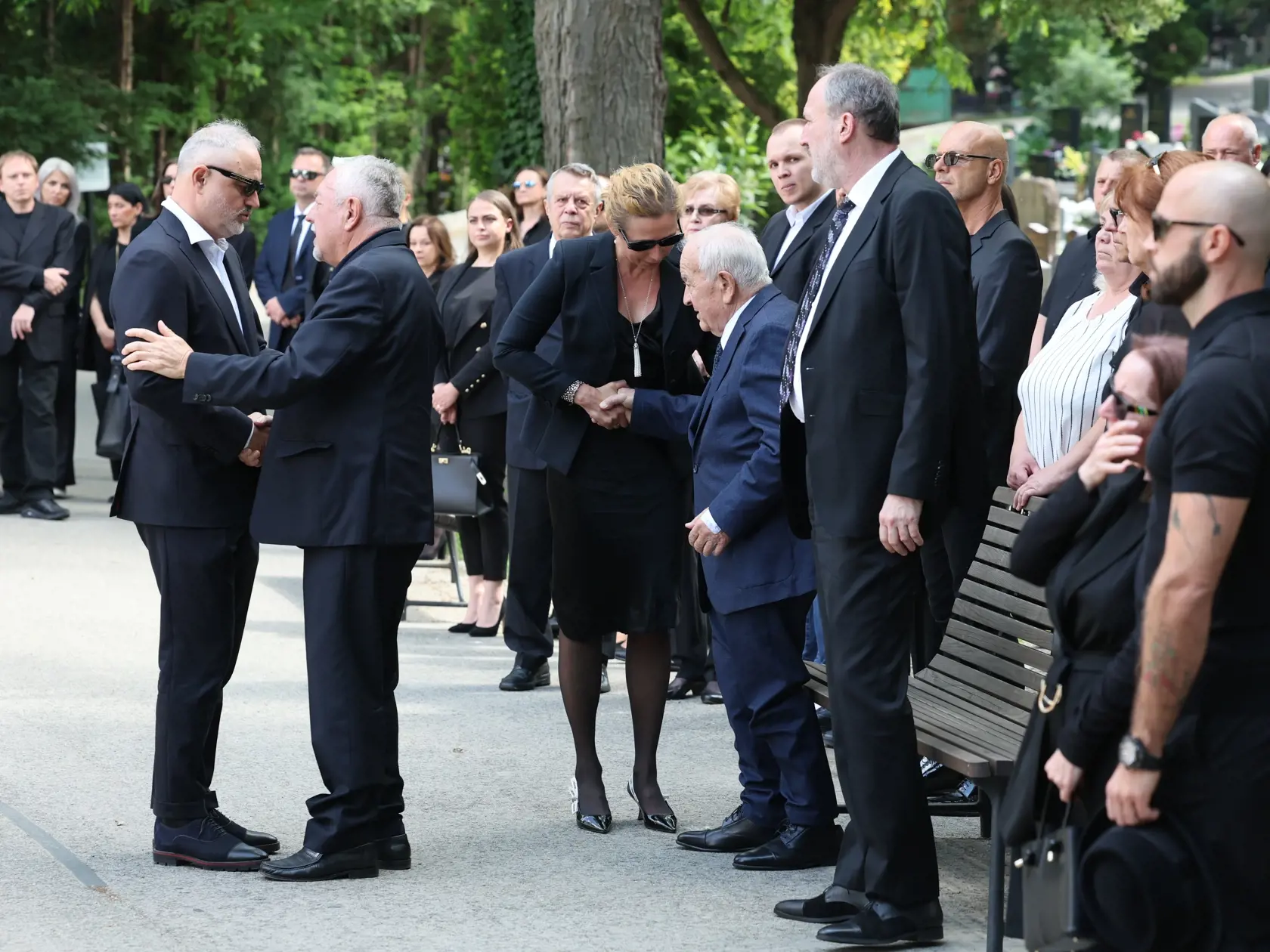 Smutné chvíle na pohrebe Jozefa Majského.