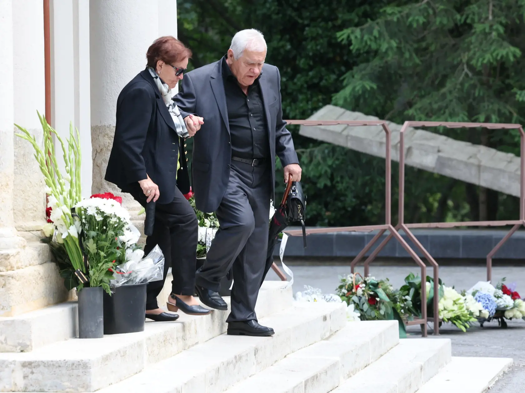 Smutné chvíle na pohrebe Jozefa Majského.