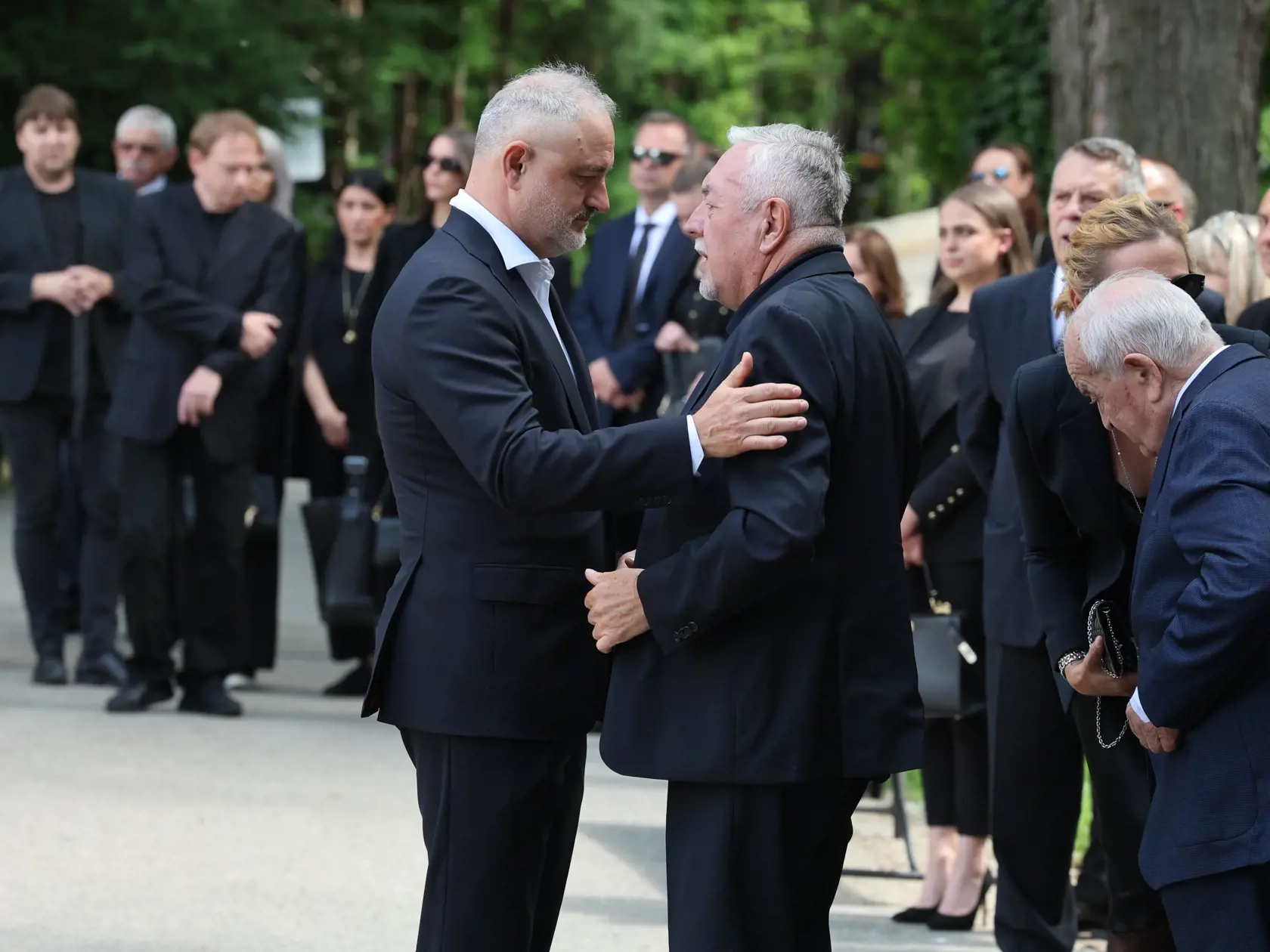 Jozefovi Majskému mladšiemu kondoluje známy advokát Ladislav Kuruc.