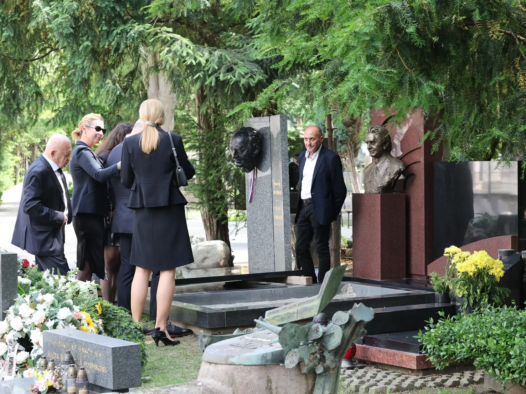 Záver pohrebu Jozefa Majského.