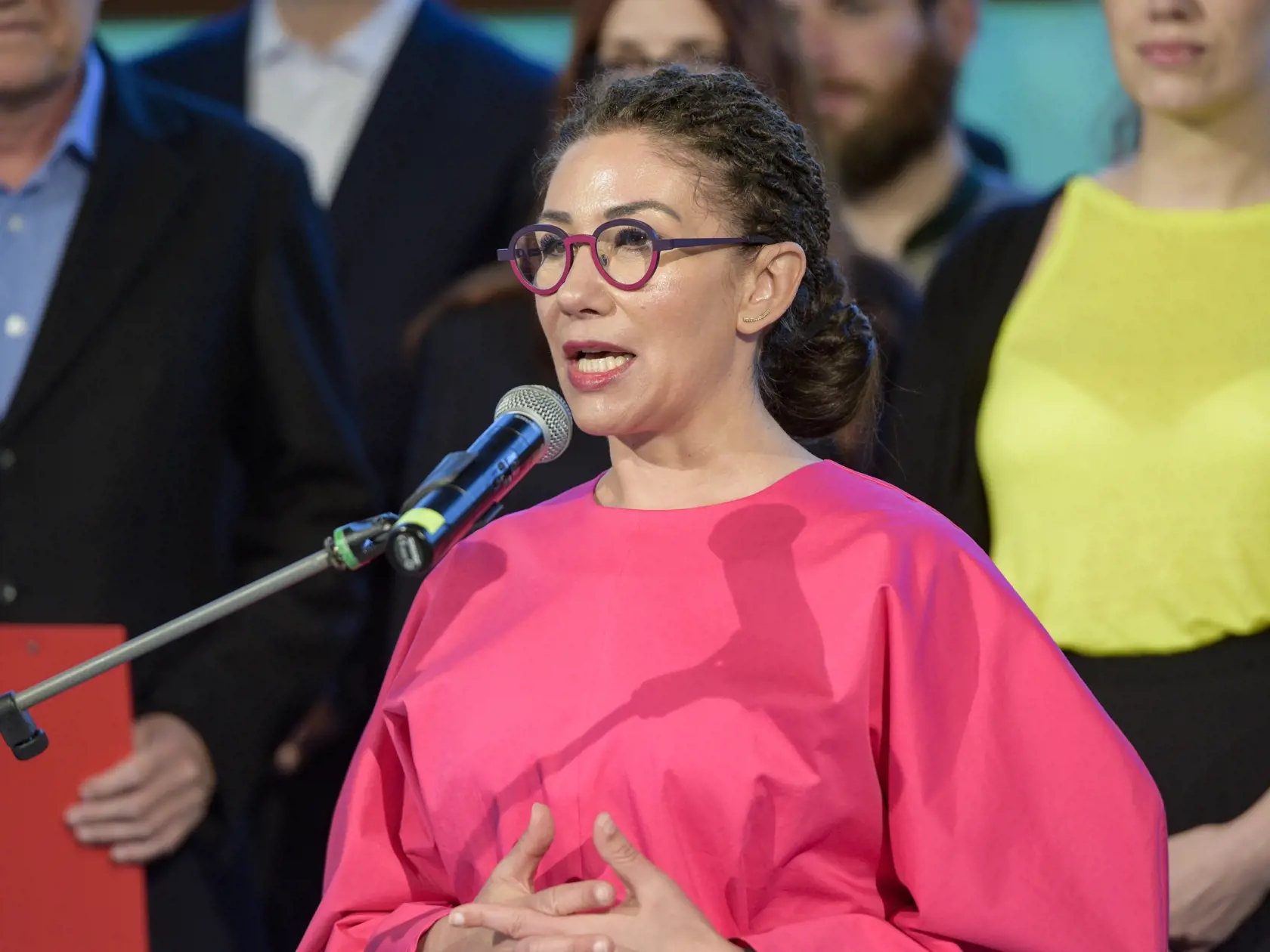 "Členovia Jablka absolvujú kurzy na scitlivenie politikov voči duševným problémom v spoločnosti a psychotesty navrhnutým odborníkmi."