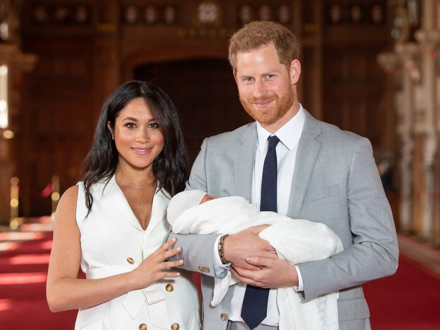 Princ Harry a Meghan Markle odhalili rozkošné fotografie svojich detí v seriáli pre Netflix.