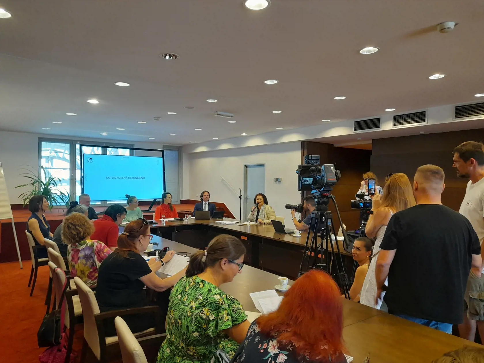 Tlačová konferencia v budove nového SND v Bratislave.