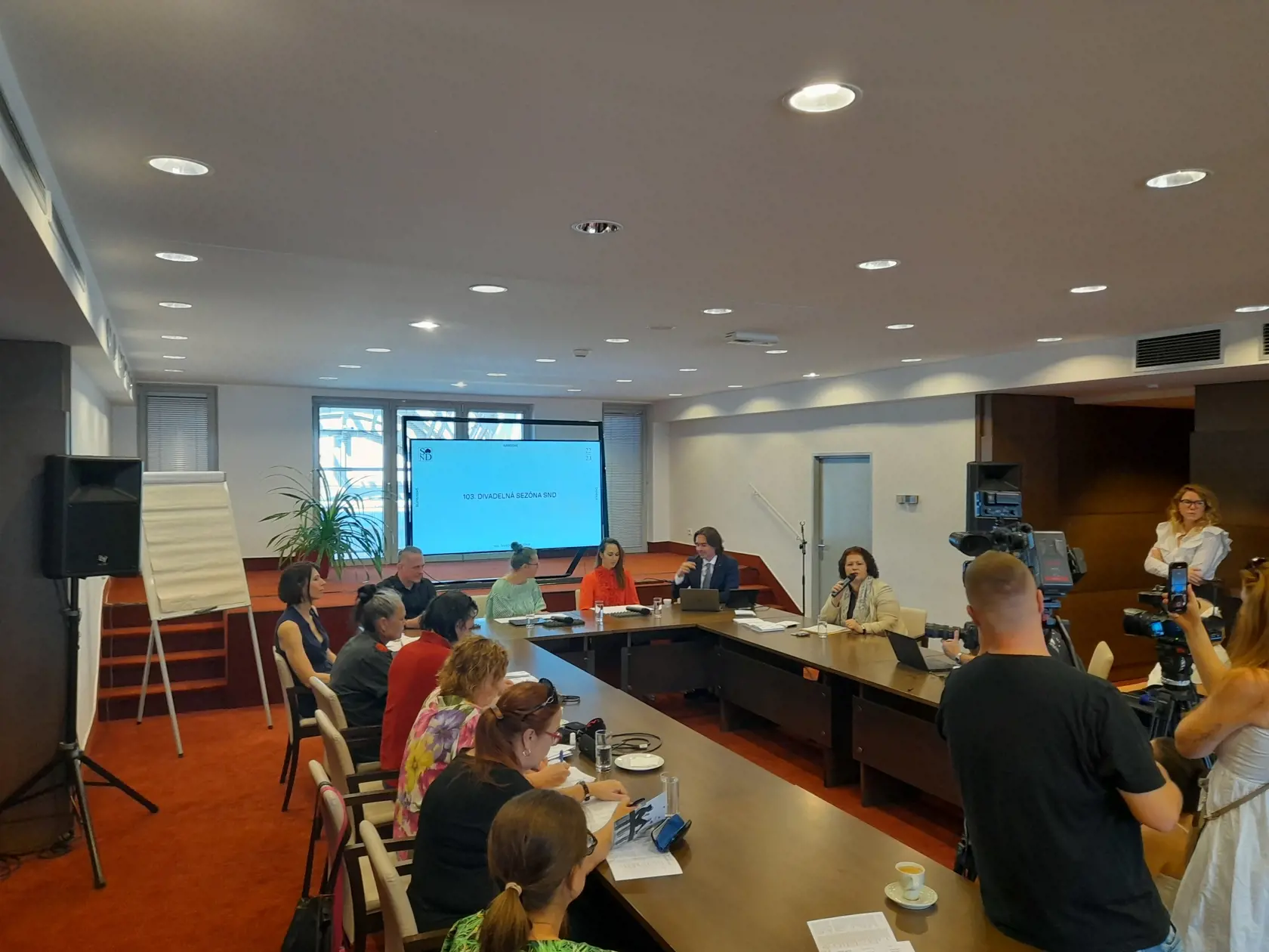 Tlačová konferencia v budove nového SND v Bratislave.