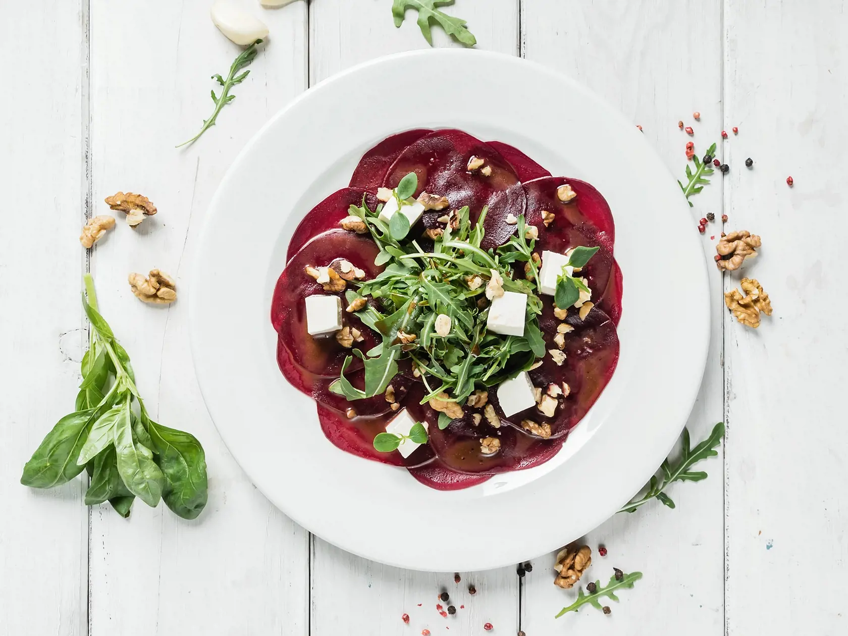 Beet,Carpaccio,With,Feta