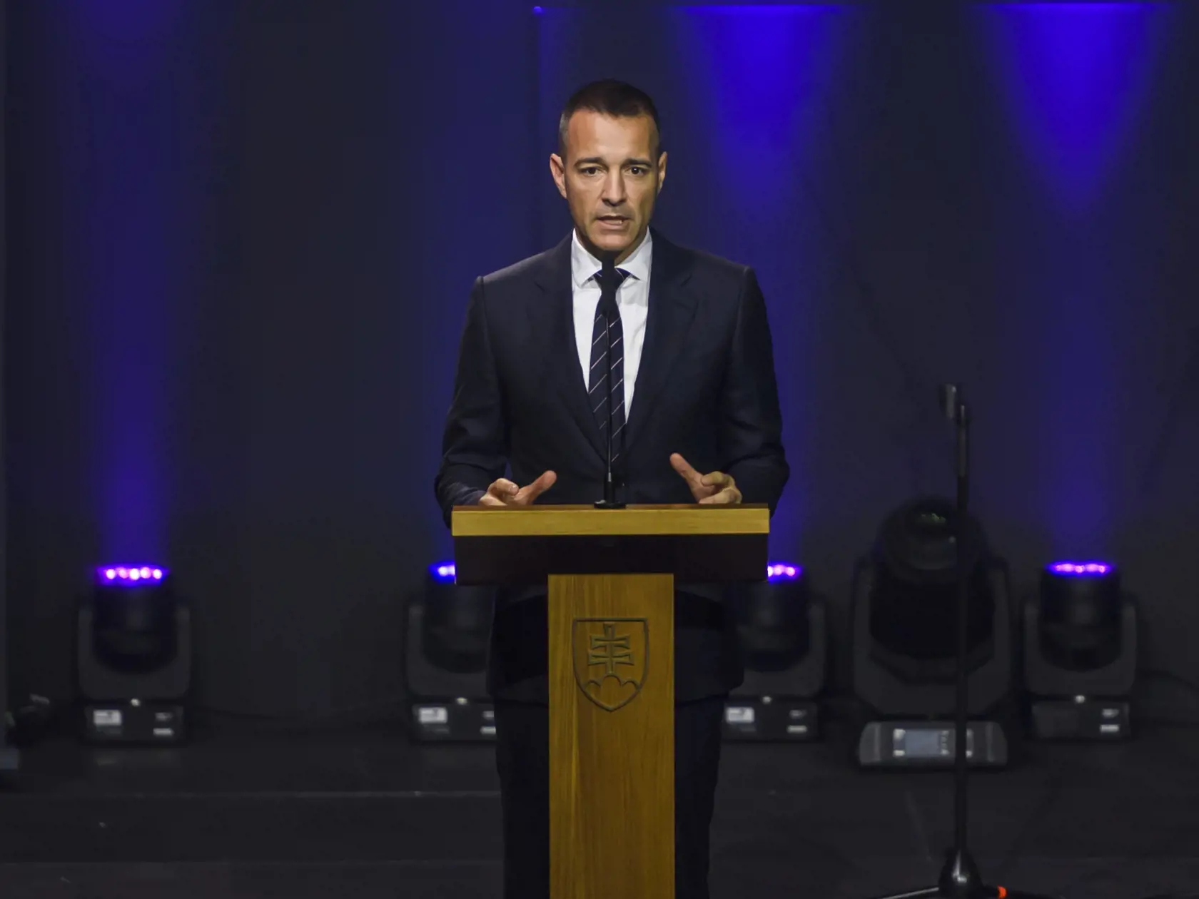 Na snímke minister školstva, vedy, výskumu, vývoja a mládeže SR Tomáš Drucker (Hlas) počas odovzdávanie cien svätého Gorazda učiteľom a zamestnancom škôl za ich celoživotnú pedagogickú prácu, za ich výnimočné odborné a osobnostné kvality a zapájanie sa do rôznych projektov či výnimočné činy.