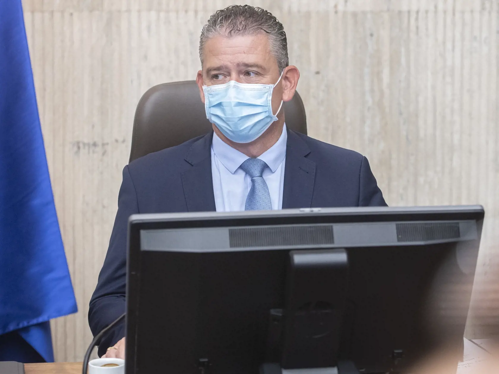Na snímke je minister vnútra SR Roman Mikulec (OĽaNO) počas 21. schôdze vlády SR.