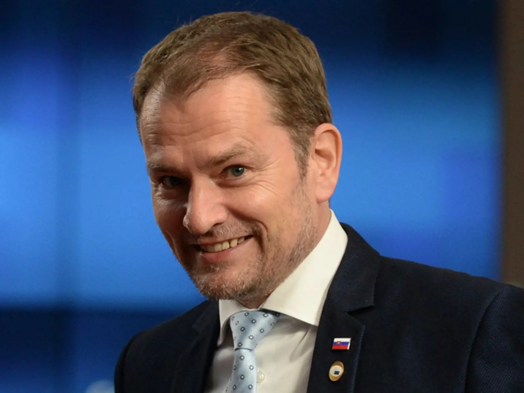 "Triedny pokladník čo na konci roku zahlasi že peniaze na vylet mu ukradli ale v pondelok kupoval xbox xkovy v planeu," napísal Miroslav.
Téma aké typy spolužiakov by boli naši politici zaujala aj komentujúcich.