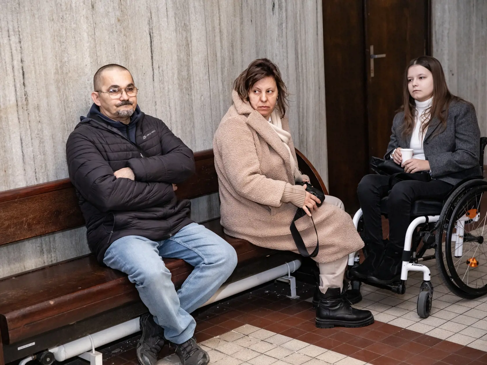 Na snímke je pojednávanie v prípade postrelenej kadetky Mišky. Na snímke je kadetka Miška.