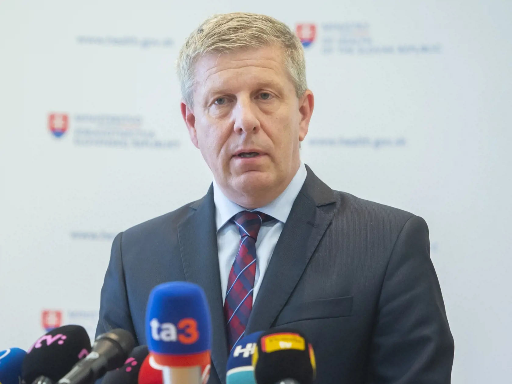 Na snímke minister zdravotníctva SR Vladimír Lengvarský (nominant OĽaNO) počas tlačovej konferencie v Bratislave vo štvrtok 5. mája 2022. FOTO TASR - Martin Baumann