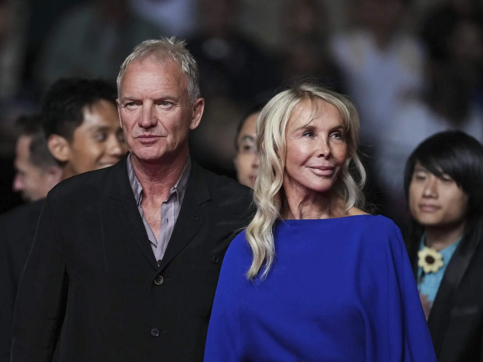 WA 51 Cannes - Britský rockový spevák a skladateľ Sting a jeho manželka Trudie Stylerová prichádzajú na premiéru filmu Parthenope na 77. medzinárodnom filmovom festivale v Cannes v utorok 21. mája 2024. FOTO TASR/AP


Sting, left, and Trudie Styler pose for photographers upon arrival at the premiere of the film 'Parthenope' at the 77th international film festival, Cannes, southern France, Tuesday, May 21, 2024. (Photo by Scott A Garfitt/Invision/AP)