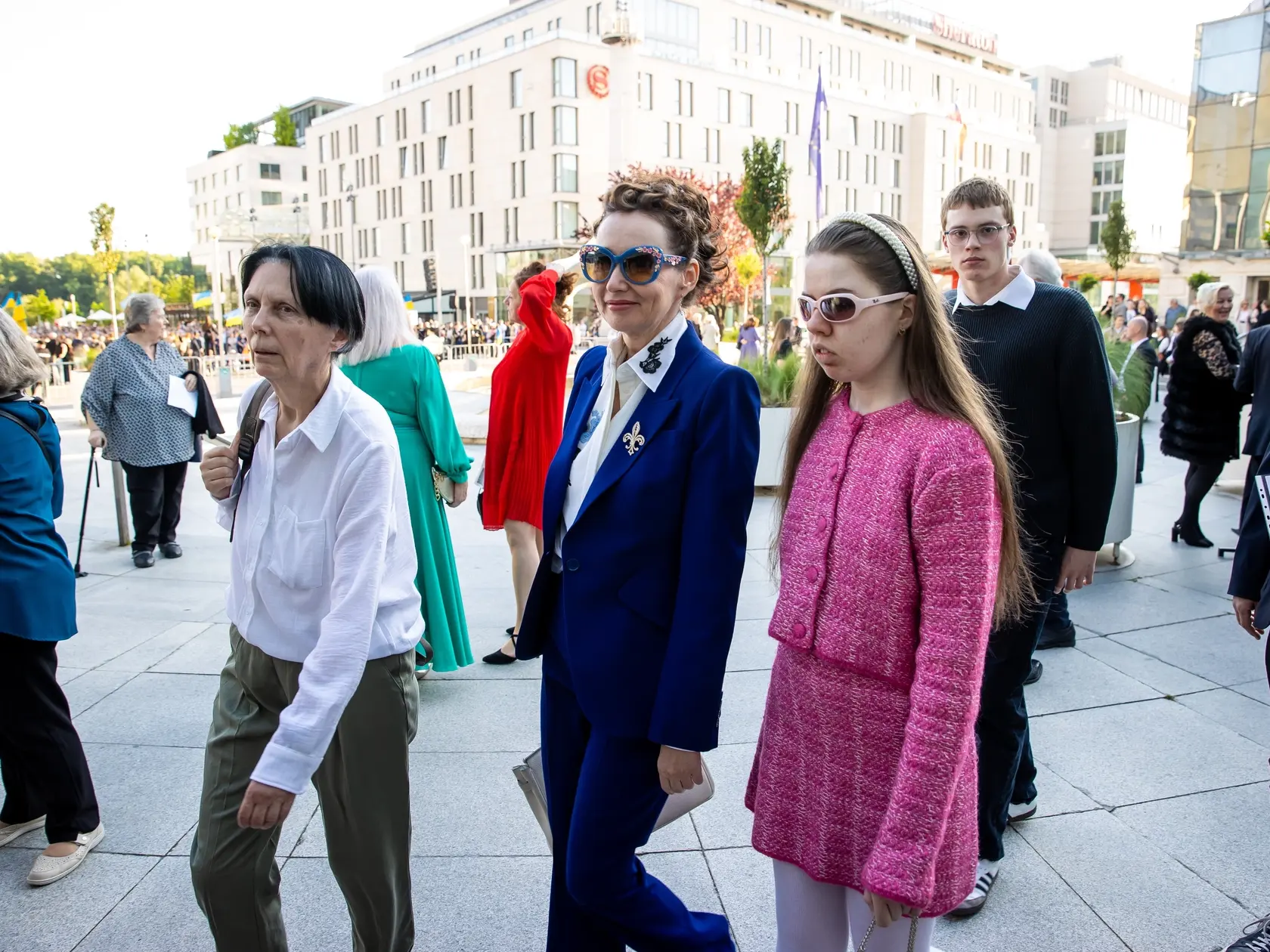 Na snímke príchod hostí na vystúpenie ruskej opernej speváčky Anny Netrebko v novej budove Slovenského národného divadla v Bratislave. 