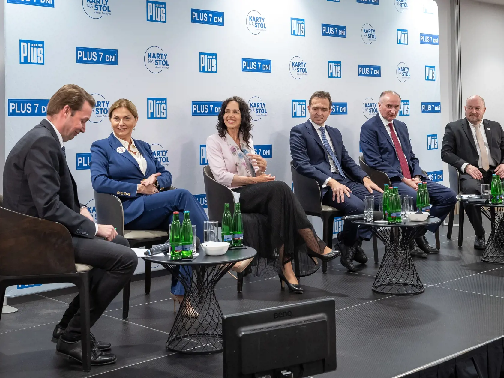 Predvolebná diskusia vydavateľstva News and Media Holding pred voľbami do Európskeho parlamentu, ktorú moderoval Noro Dolinský. Pozvanie prijali: Monika Beňová (Smer-SD), Miriam Lexman (KDH), Ľudovít Ódor (PS), Eugen Jurzyca (SaS) a Rudolf Huliak (SNS).
