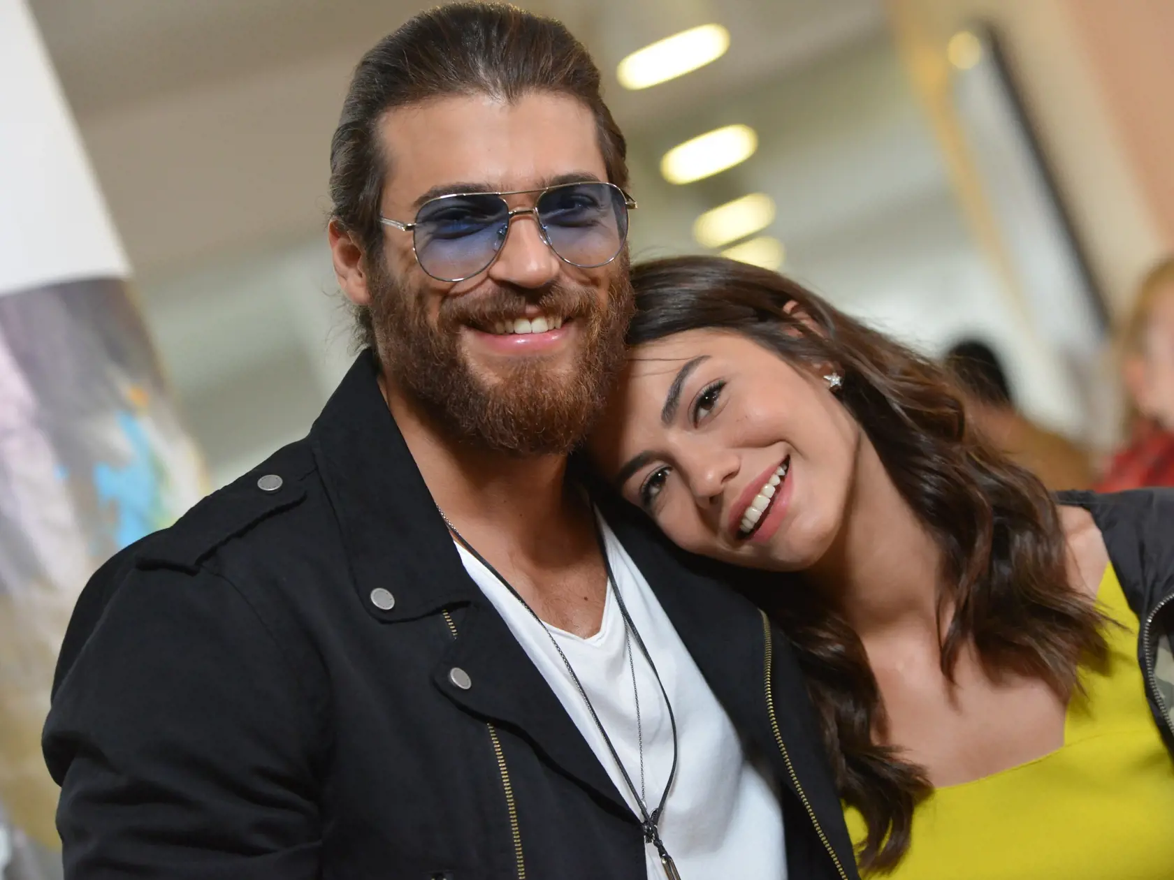 Can Yaman zo seriálu S hlavou v oblakoch