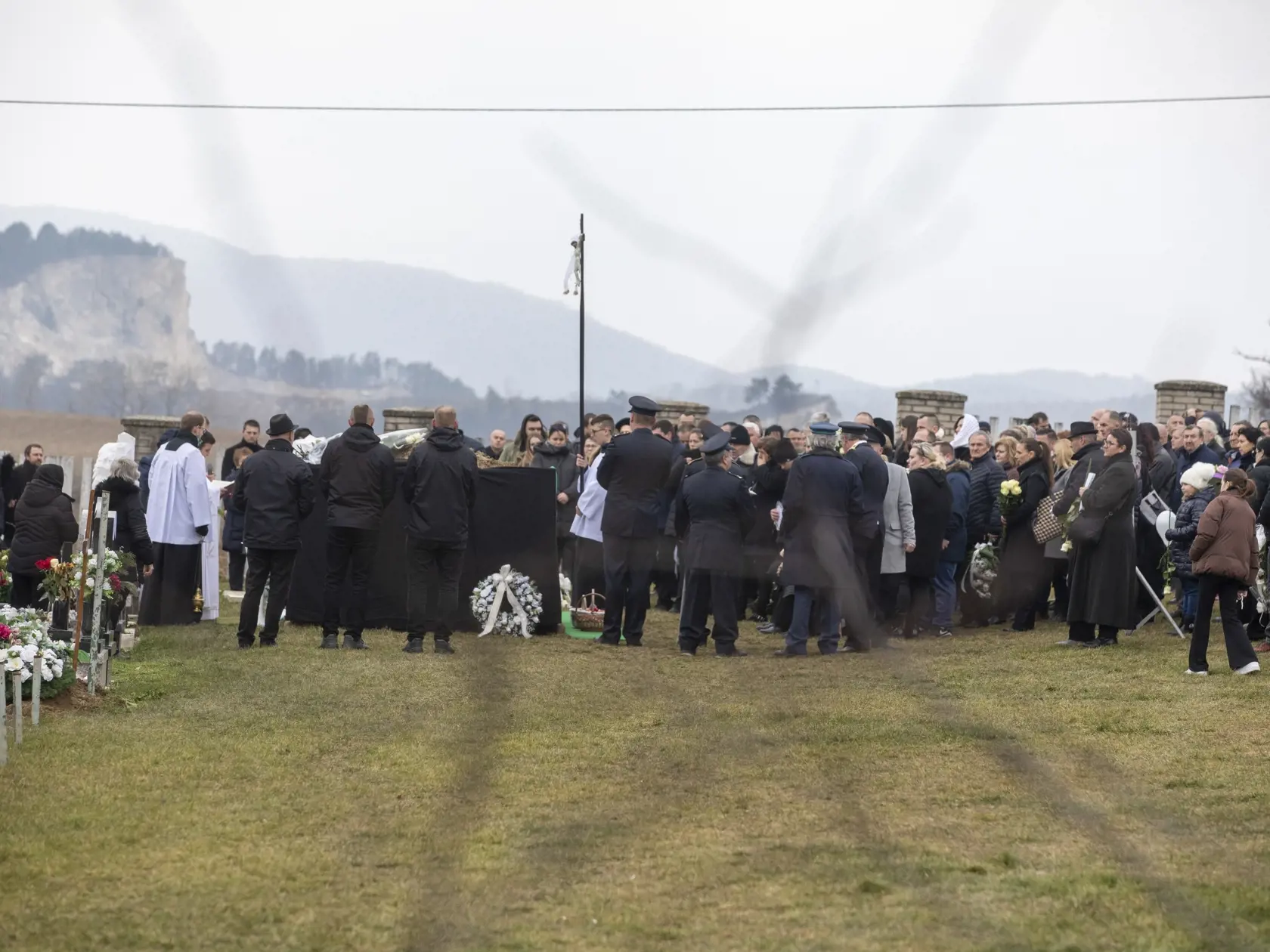 Na snímke je  pohreb 8-ročného tragicky zosnulého chlapca v obci Trstín.