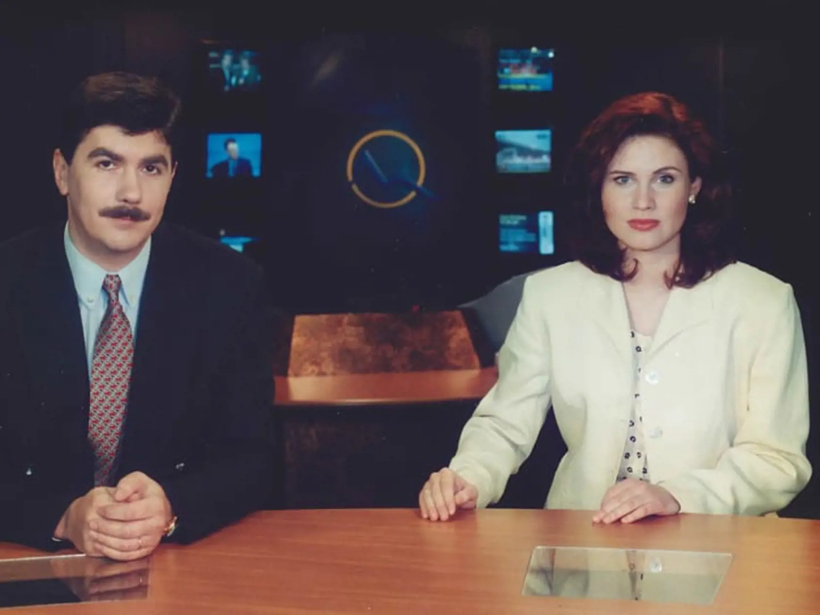 90. roky: Vladimír Repčík a Andrea Vadkerti v čase, keď spolu vysielali markizácke Televízne noviny.