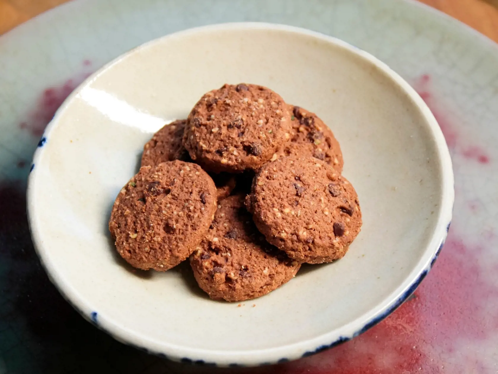 A,Plate,Of,Whole,Wheat,Spelled,Chocolate,Chip,Cookies.