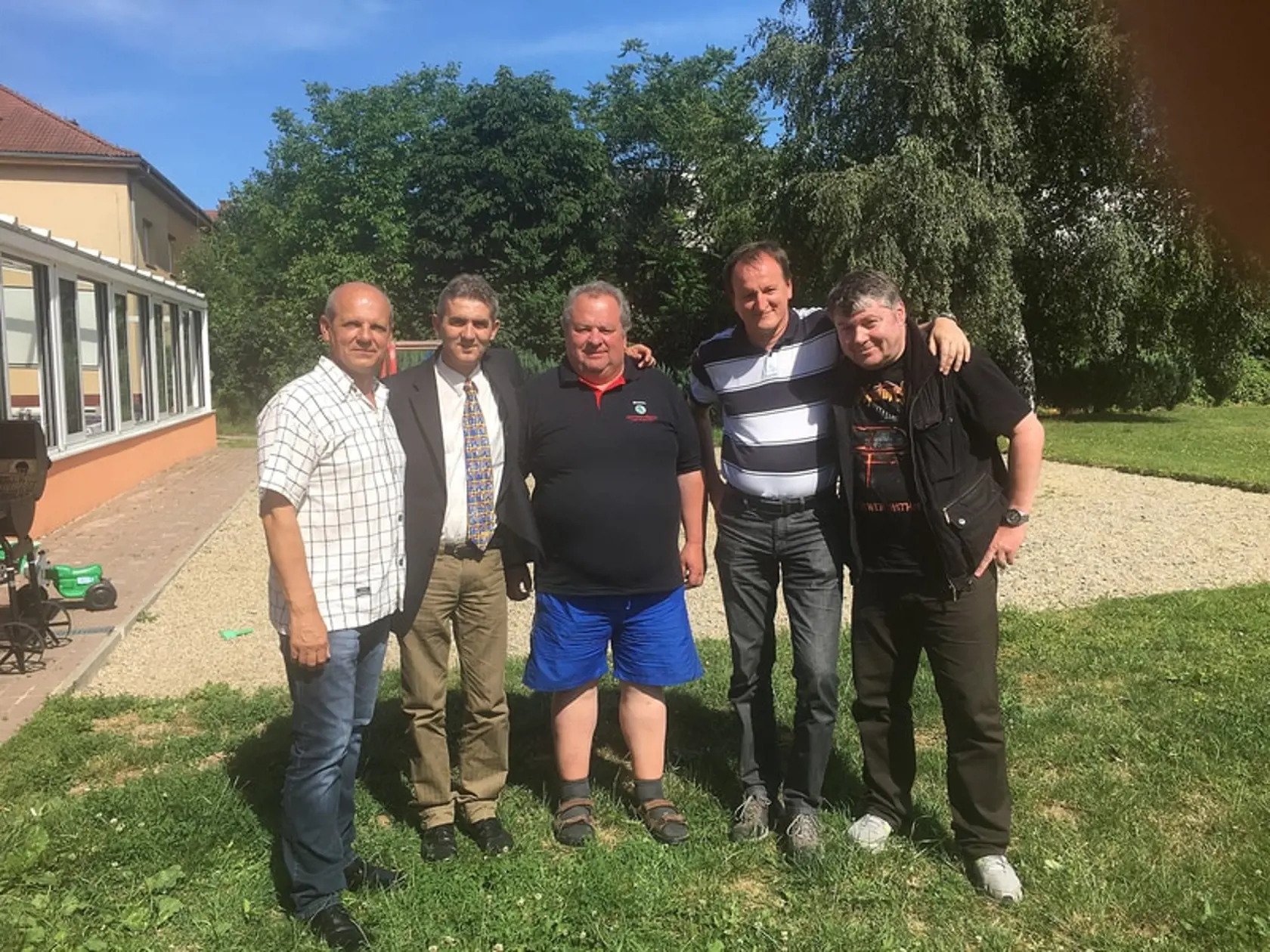 Bývalí spolubojovníci na základnej vojenskej službe v Senici sa stretli po 30 rokoch