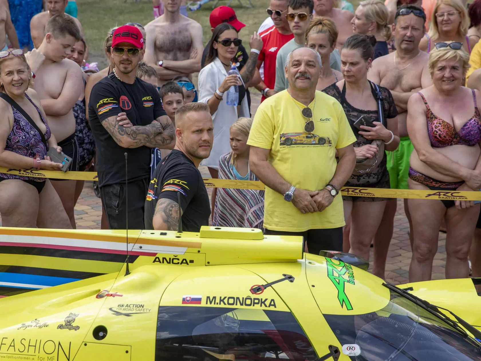 Súčasťou otvorenia sezóny bola aj prezentácia unikátneho auta.