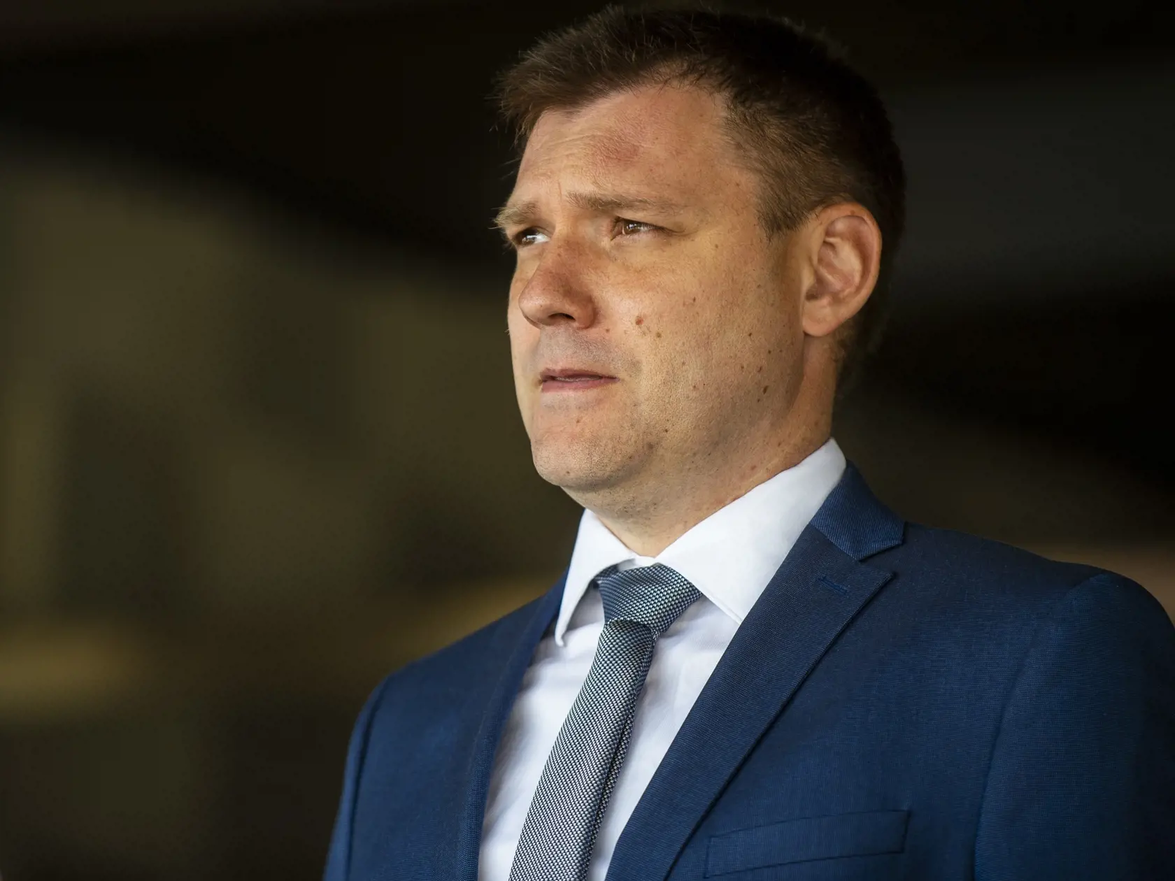 Na snímke poslanec NR SR a predseda KDŽP - Aliancia za Slovensko (Kresťanská demokracia a Život prosperita) Tomáš Taraba počas tlačovej konferencie na tému: Zásadné politické vyhlásenie 27. mája 2020 v Bratislave. Poslanci Národnej rady (NR) SR Tomáš Taraba, Štefan a Filip Kuffovci odchádzajú z klubu ĽSNS. Informoval o tom Taraba na stredajšej tlačovej konferencii pred parlamentom. Trojica pôsobí v mimoparlamentnej strane KDŽP. FOTO TASR - Jakub Kotian