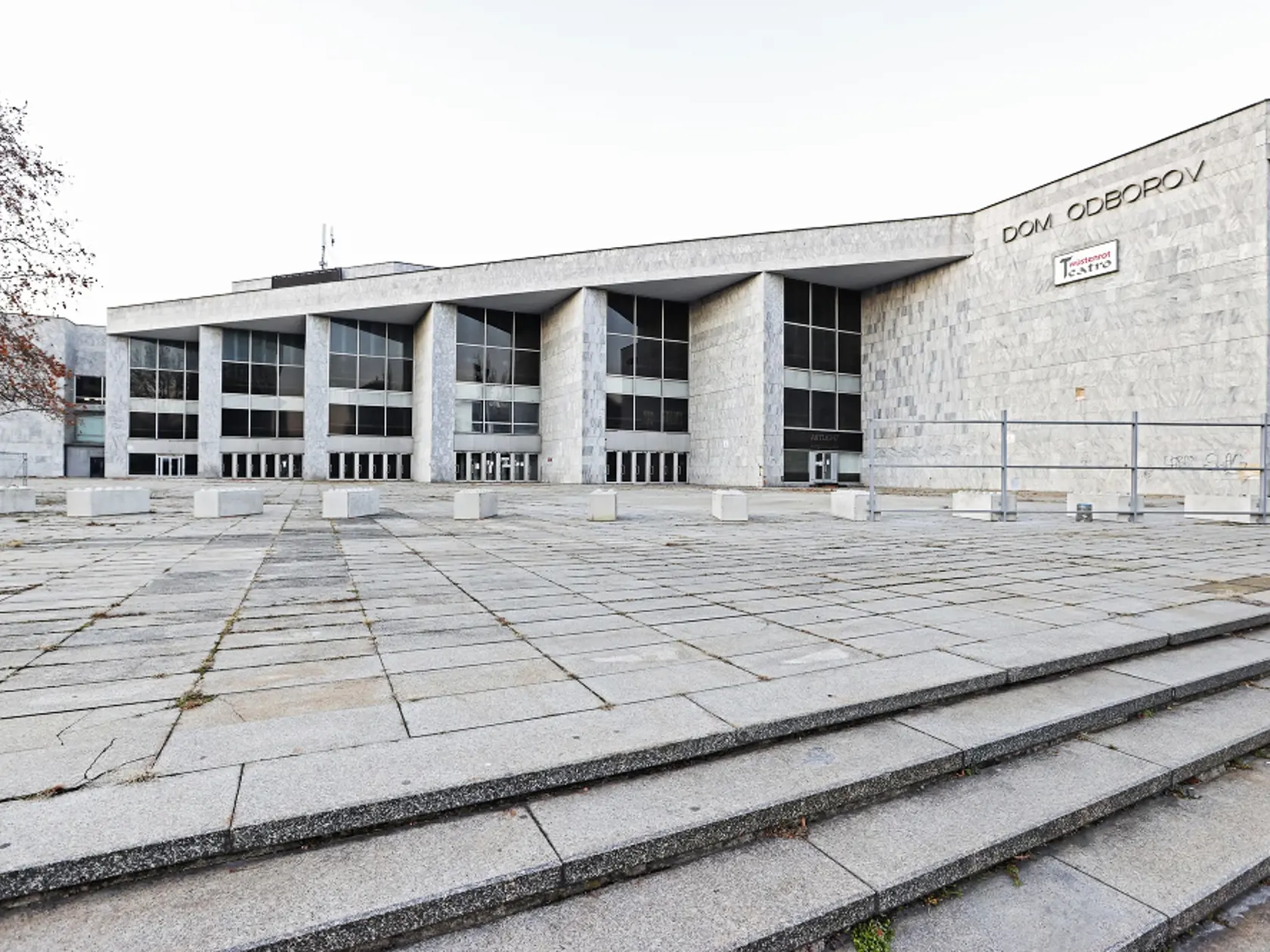 Dom odborov Istropolis