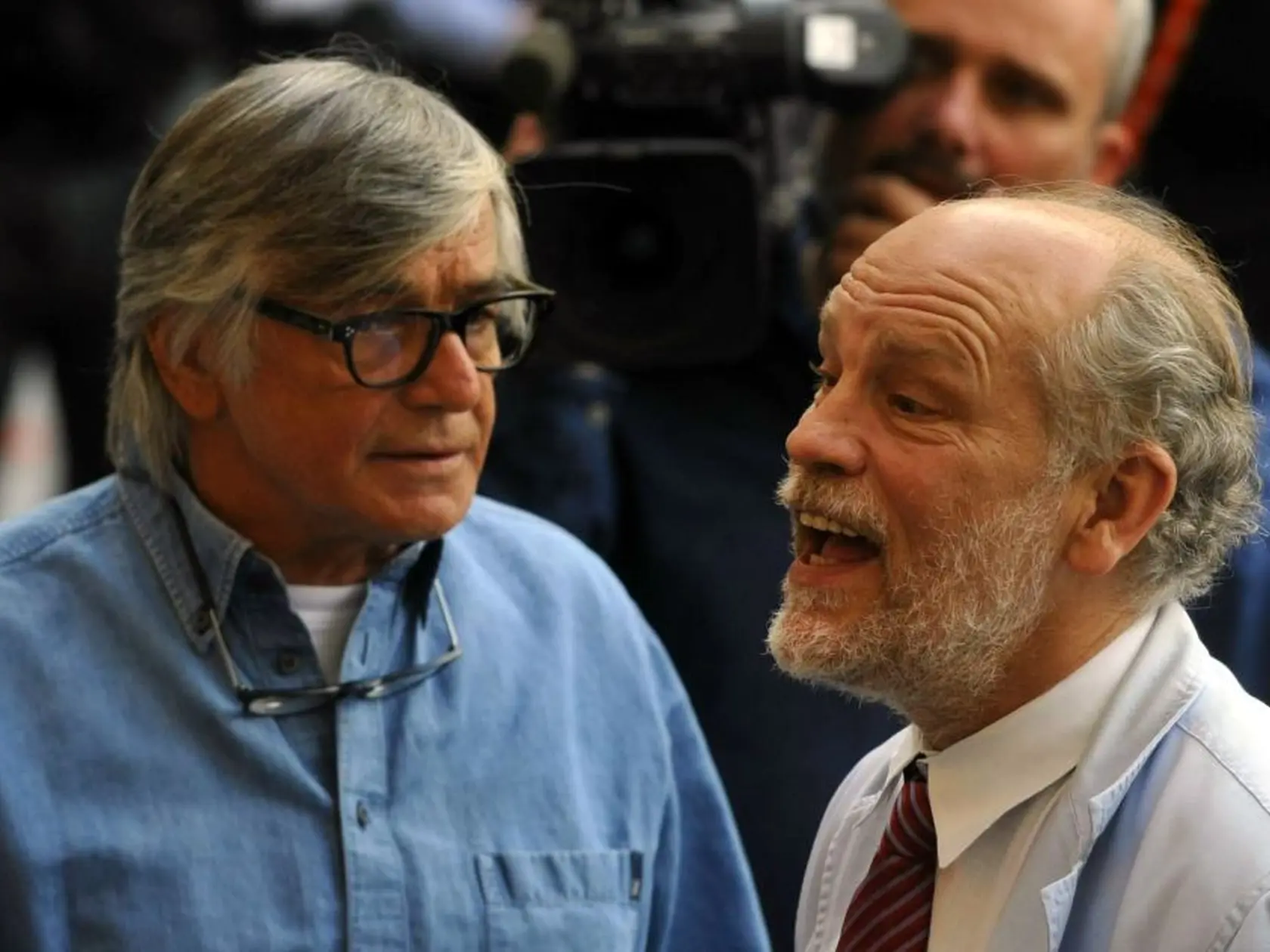 Prezident filmového festivalu v Karlových Varoch Jiří Bartoška privítal amerického herca Johna Malkovicha. 