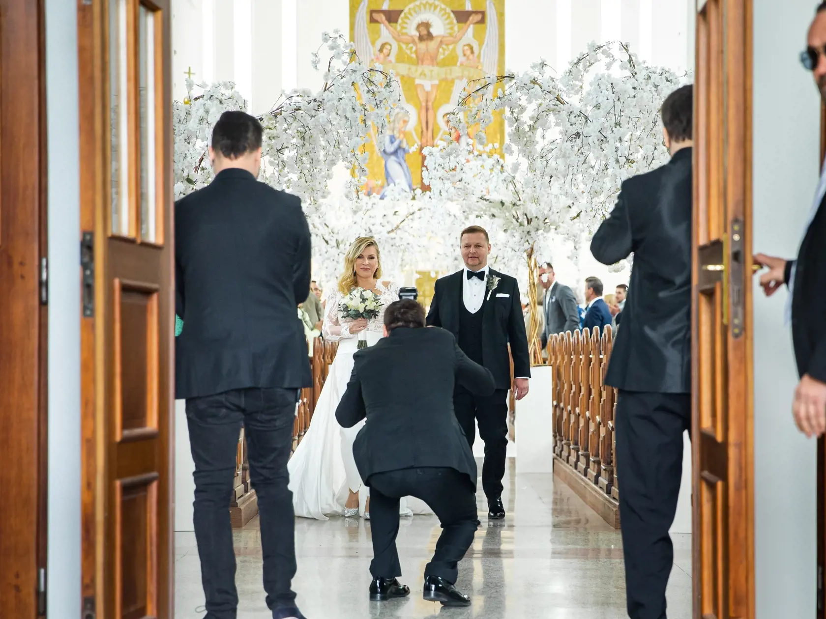 Svadba Gabriely Drobovej a Karola Rumana v Bratislave. Na snímke Gabriela Drobová a Karol Ruman.