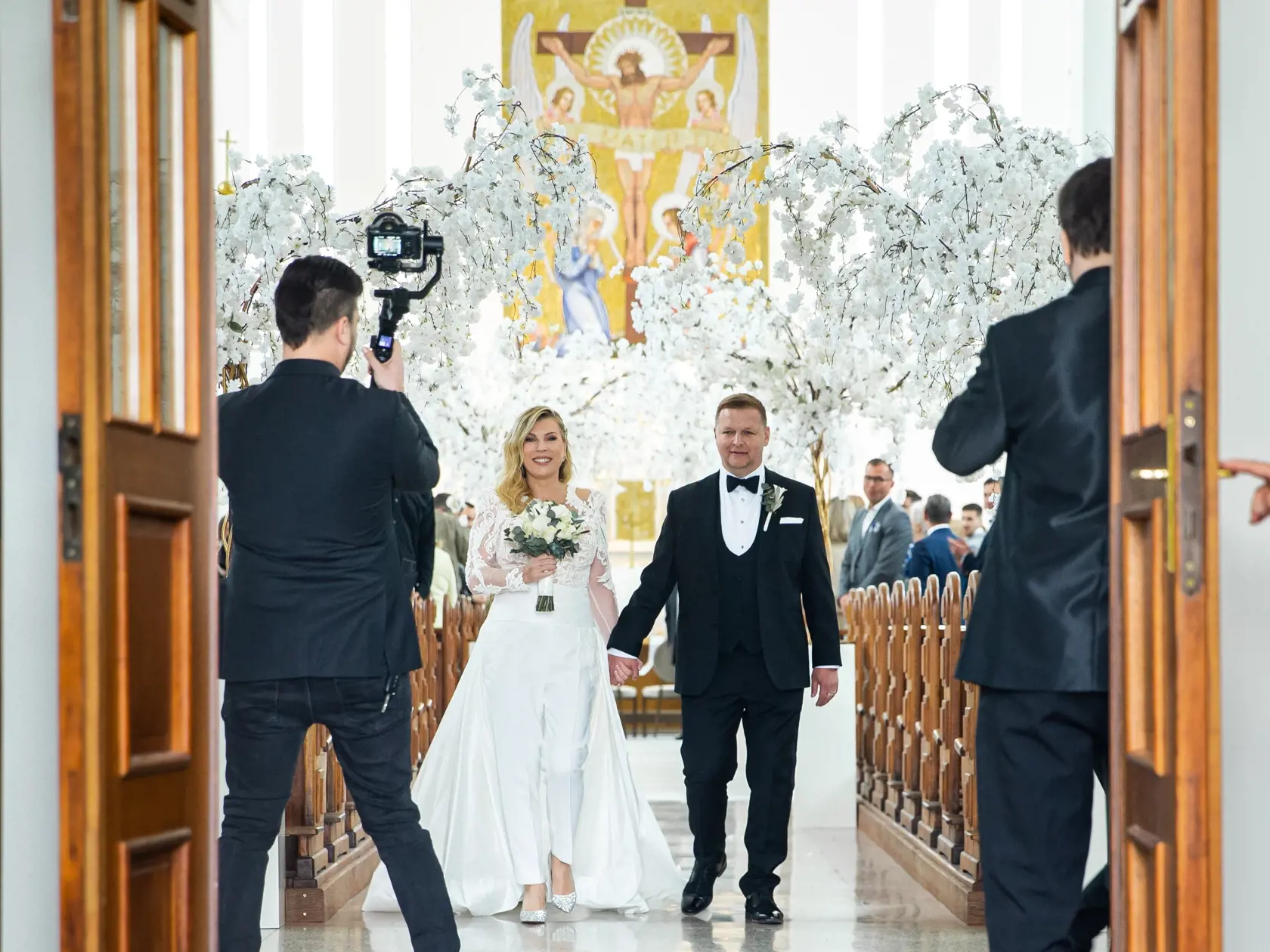 Svadba Gabriely Drobovej a Karola Rumana v Bratislave. Na snímke Gabriela Drobová a Karol Ruman.