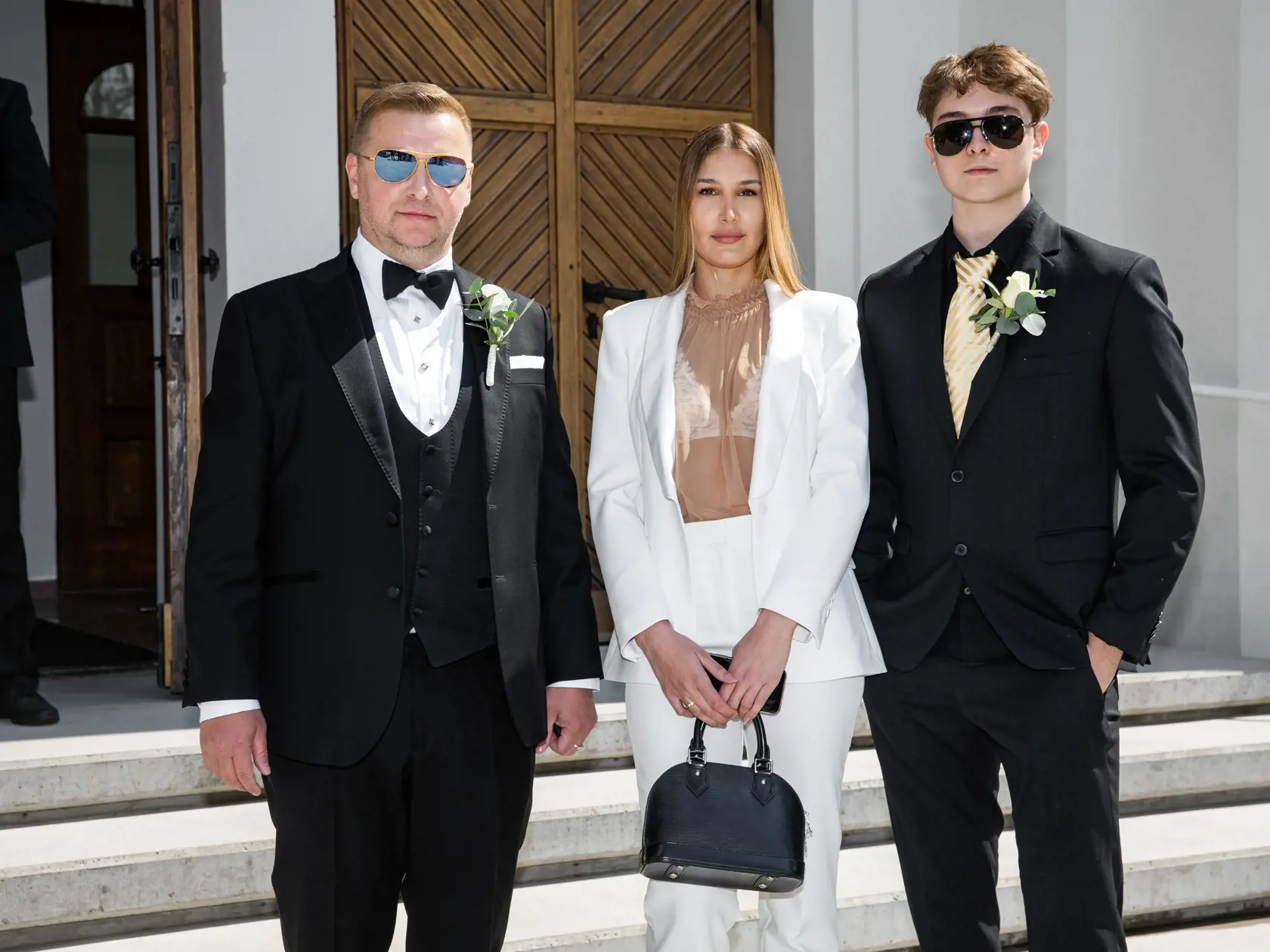 Svadba Gabriely Drobovej a Karola Rumana v Bratislave. Na snímke Karol Ruman s deťmi.