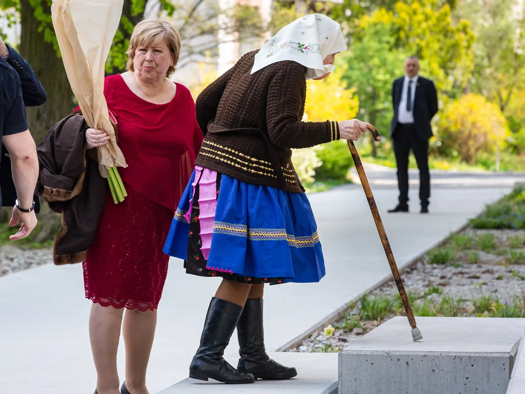 Svadba Gabriely Drobovej a Karola Rumana v Bratislave. Na snímke mama a babka Gabiky Drobovej.