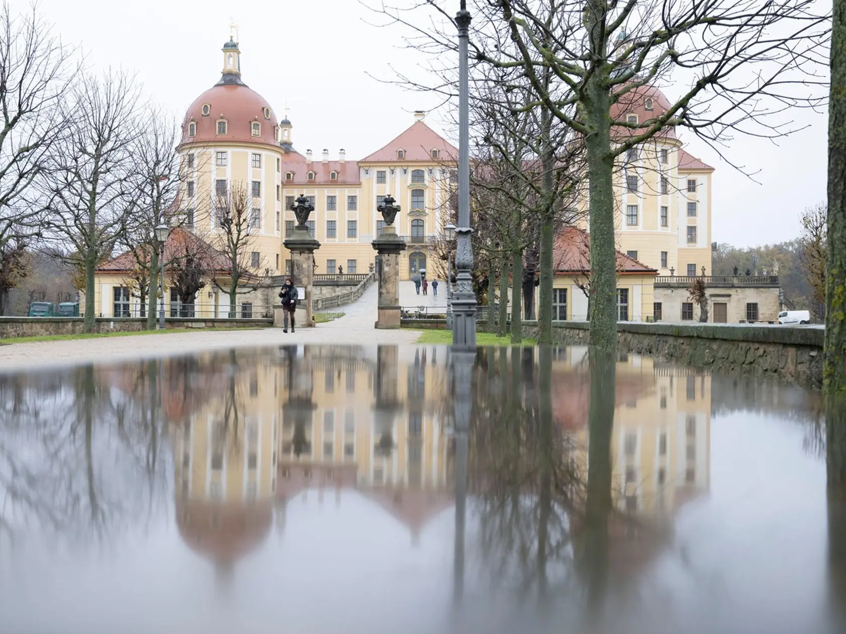 Výstava na nemeckom zámku Moritzburg pripomína natáčanie kultovej rozprávky Tři oříšky pro Popelku.