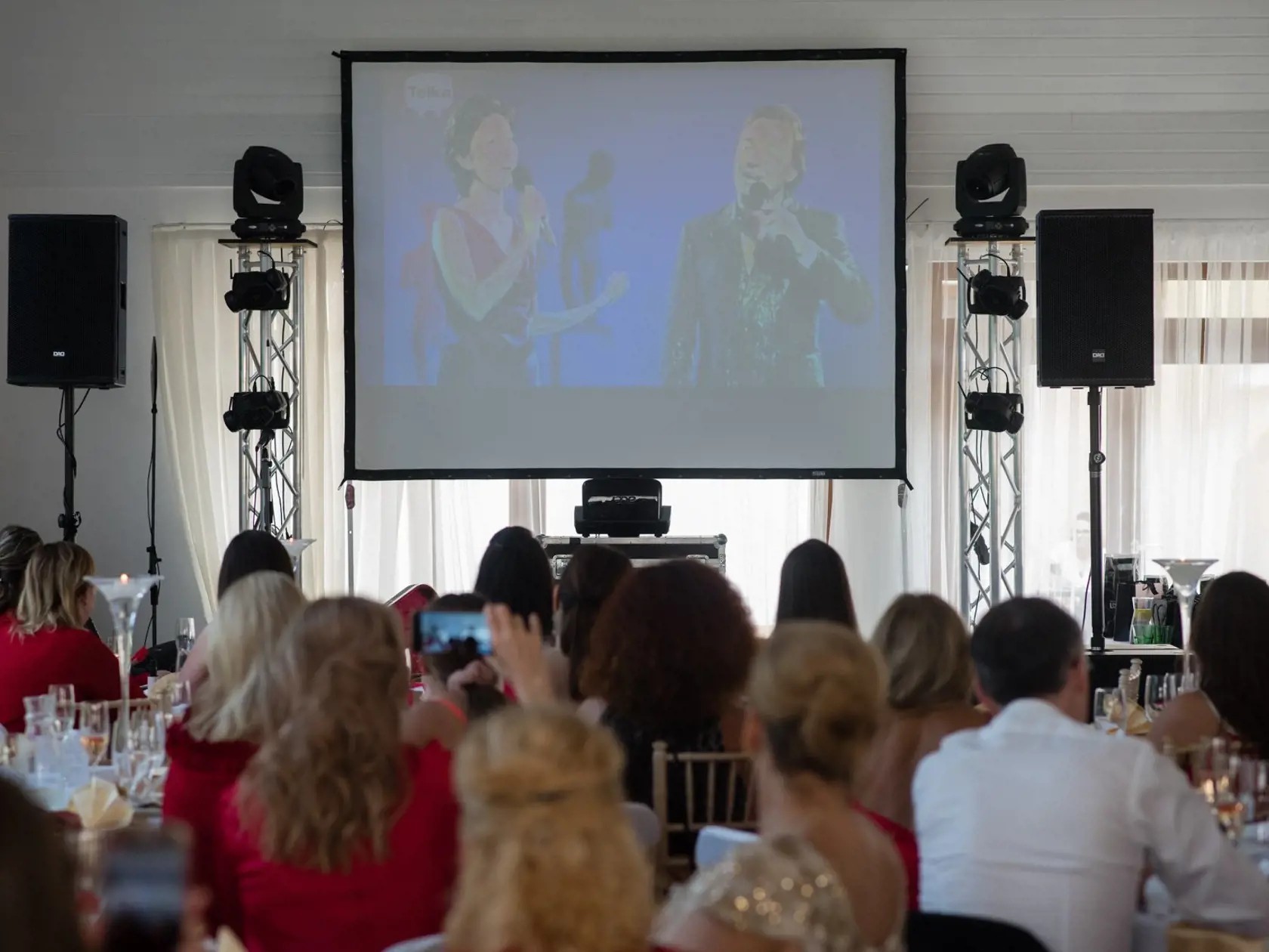 Na oslave sa premietalo aj video s rôznymi zábermi Ivany.