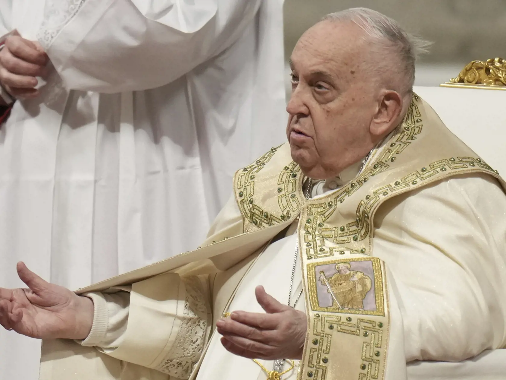Pápež František celebruje bohoslužbu na Štedrý večer.