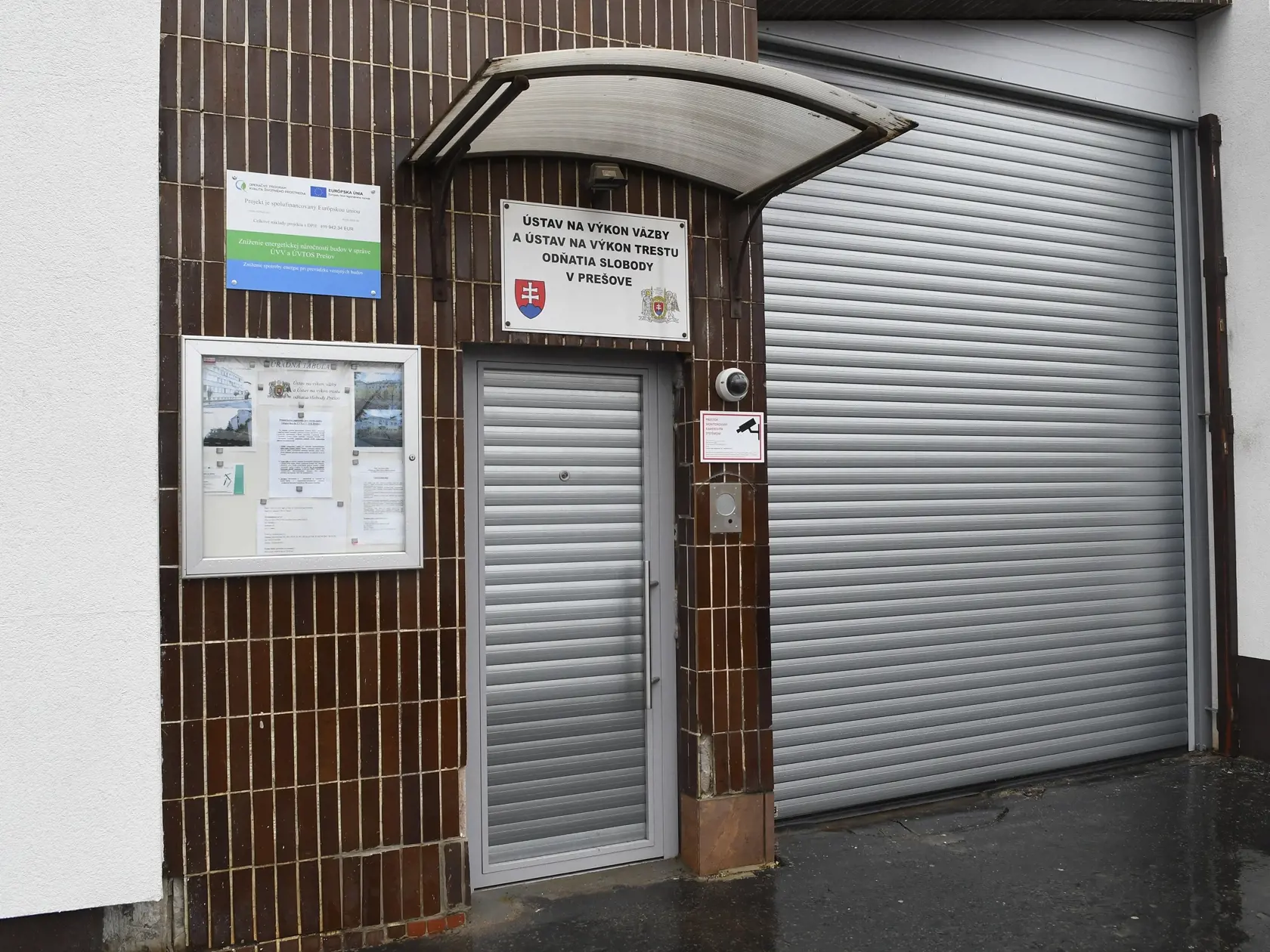 Na snímke Ústav na výkon väzby a ústav na výkon trestu odňatia slobody v Prešove dňa 30. decembra 2020, kde došlo k mimoriadnej udalosti.
FOTO TASR – Milan Kapusta  

