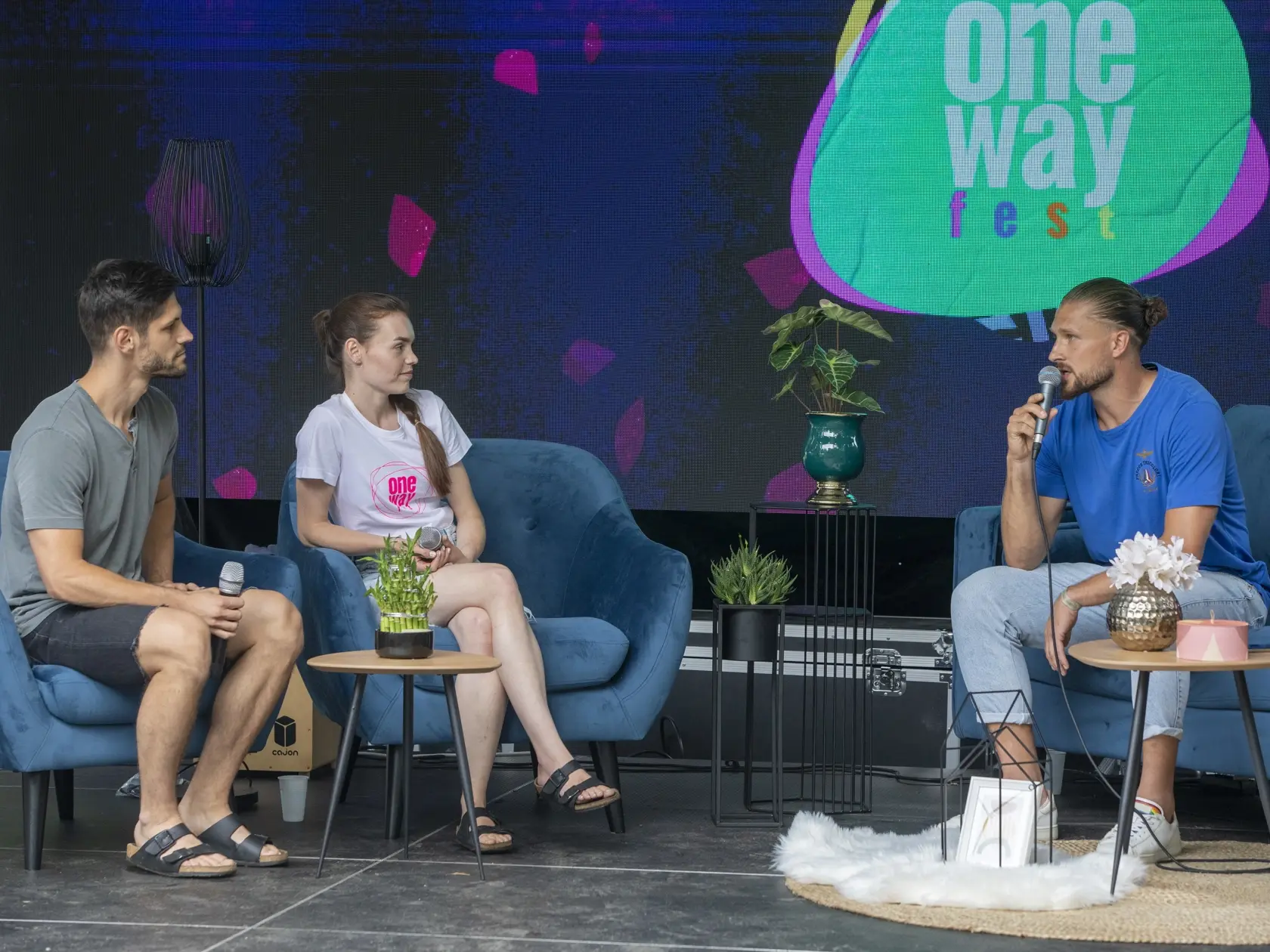 One Way Fest spoločenstva milosť. Zúčastnil sa ho aj futbalista Erik Čikoš. Toho spovedali v rámci diskusie manželia Bartalosovci.